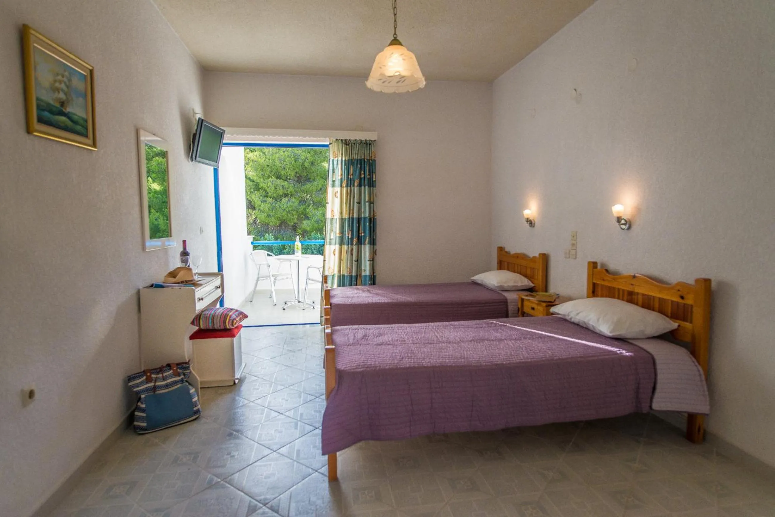 Bed in Vassilis Studios