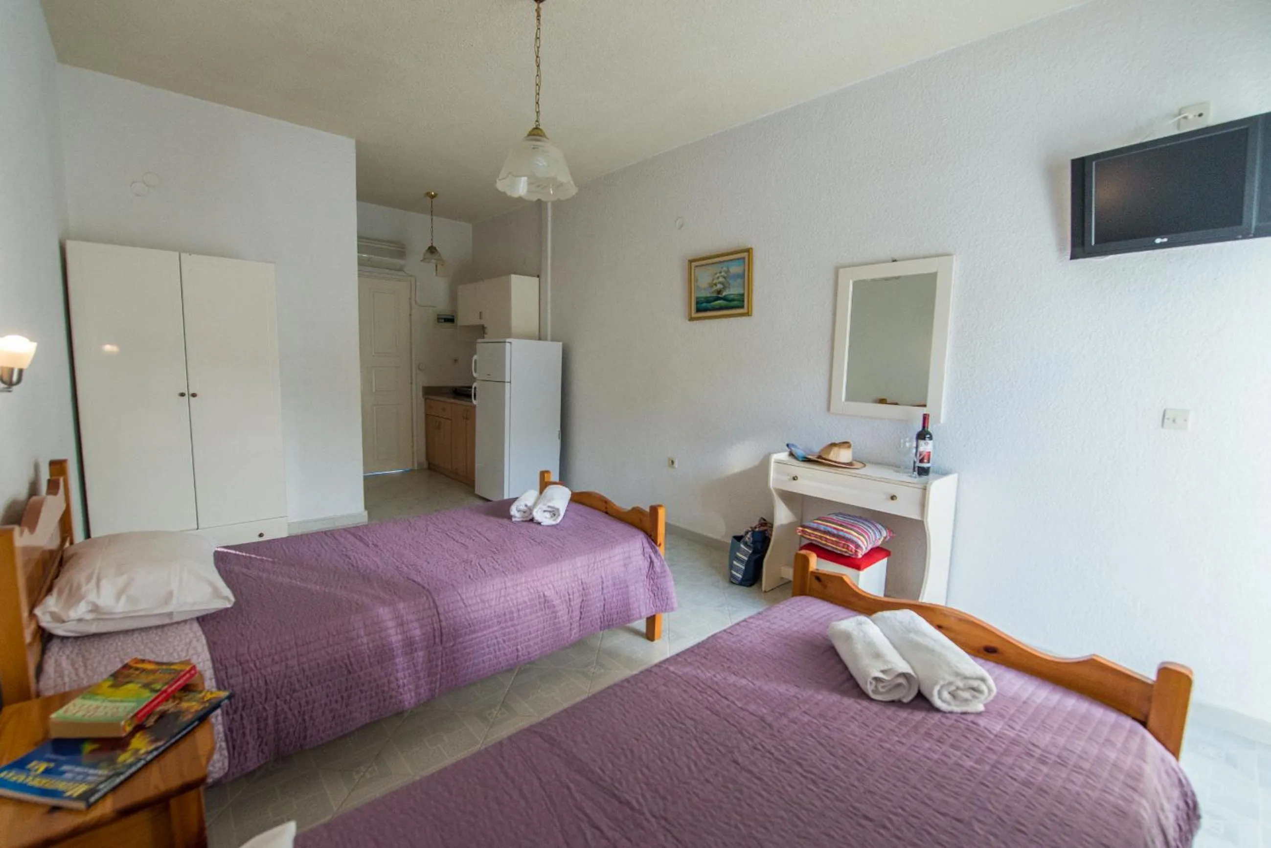 Bed in Vassilis Studios