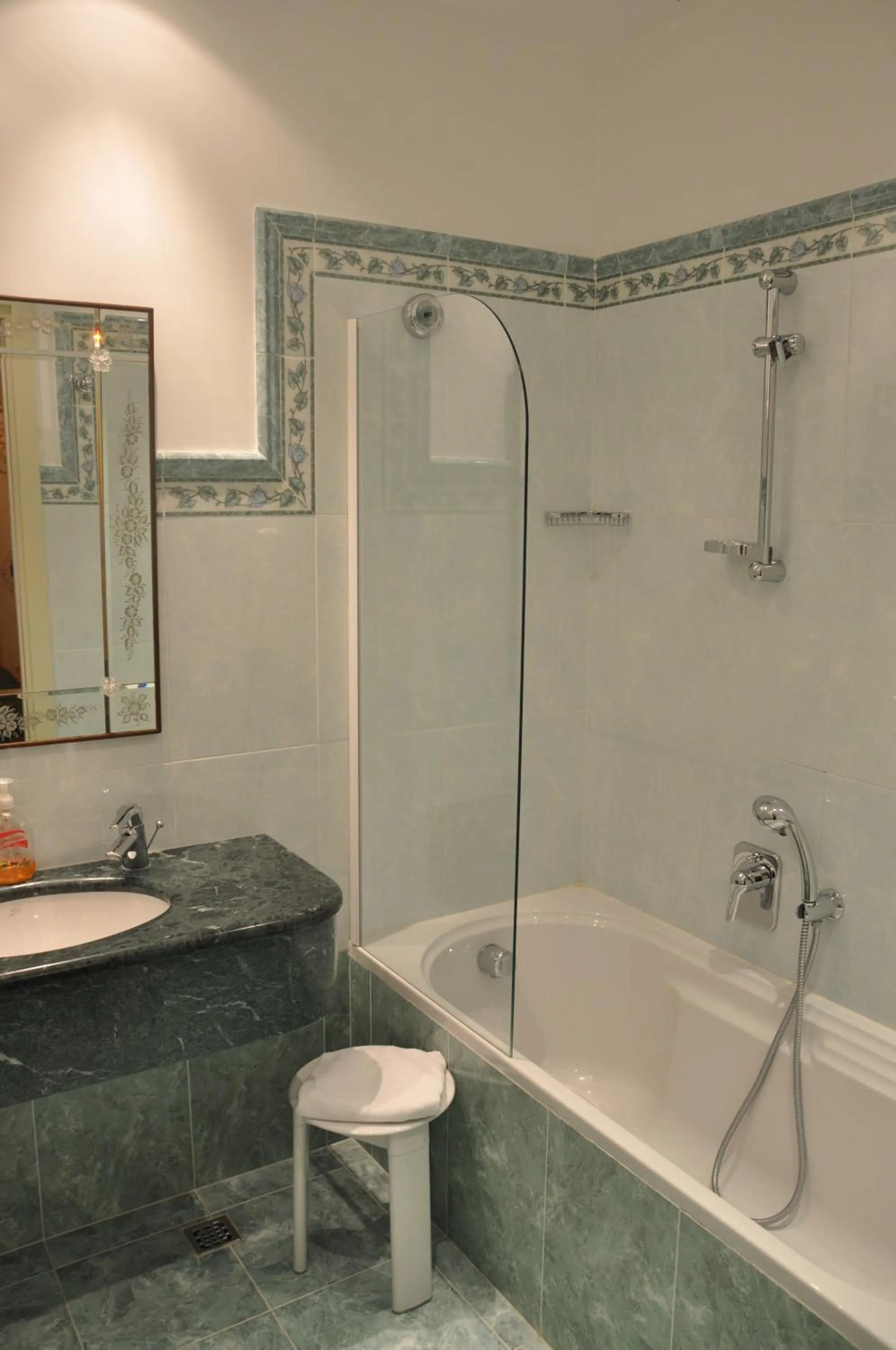 Bathroom in Hotel San Luca Venezia