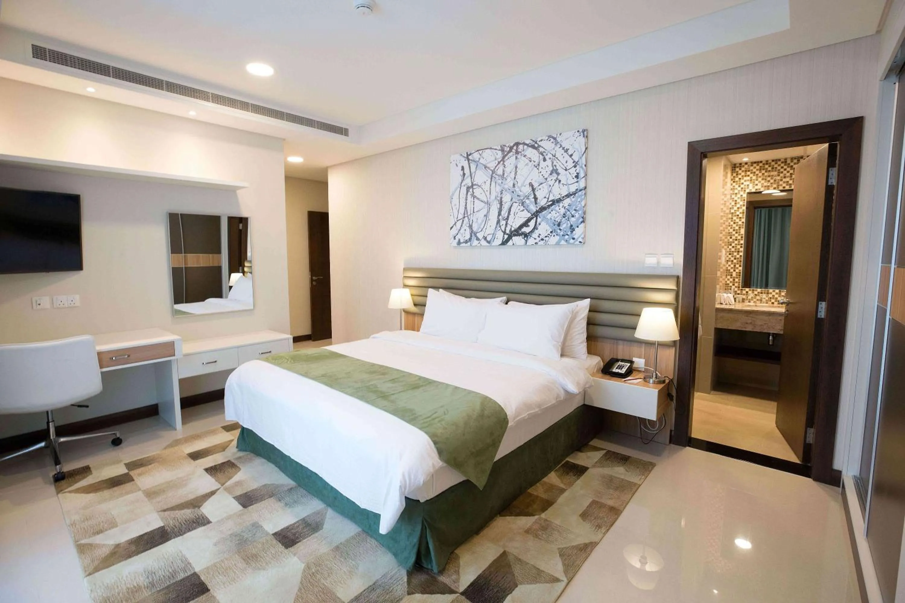 Bed in Gulf Executive Hotel & Residence Juffair
