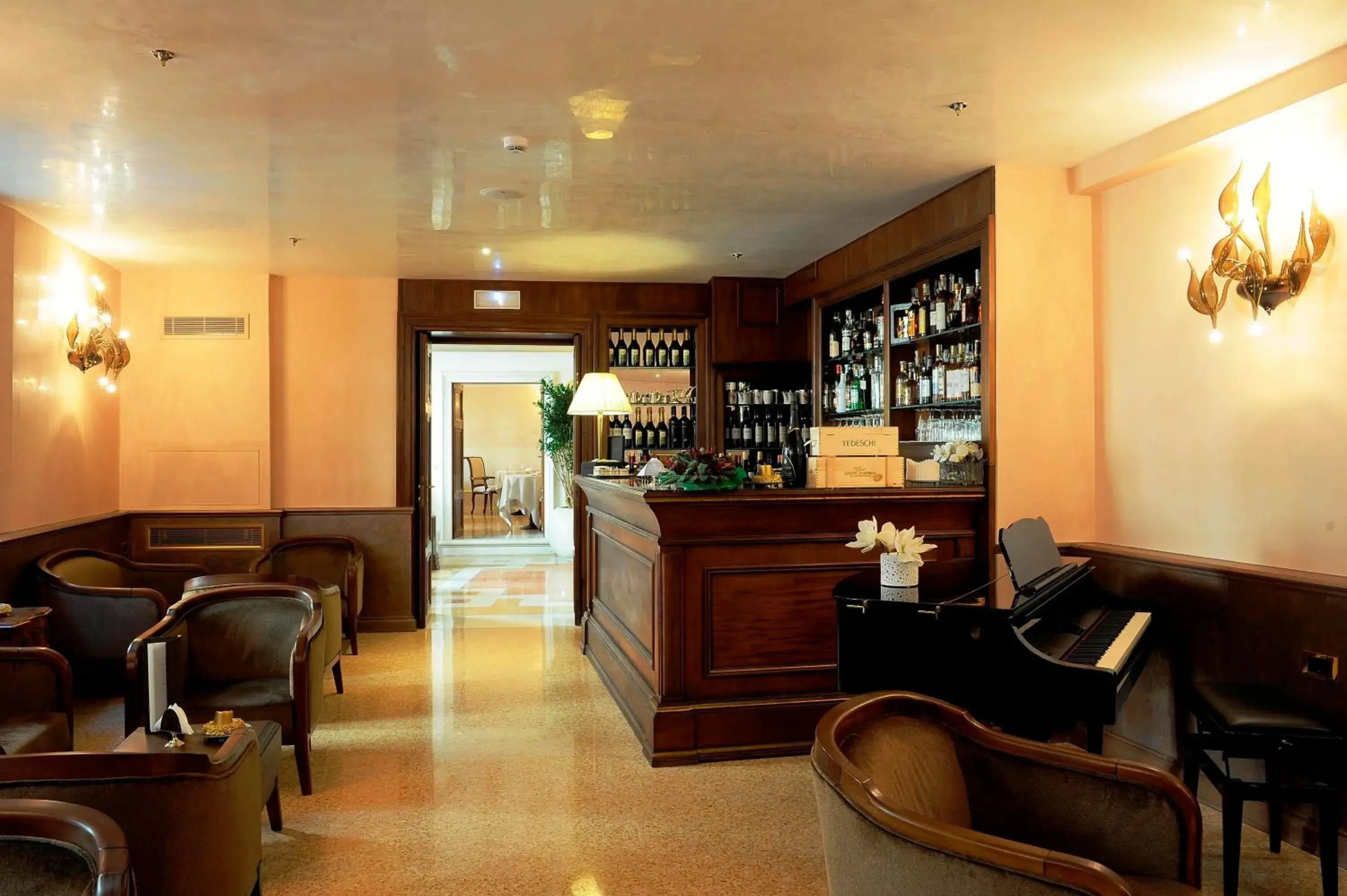 Lounge or bar in Hotel Ai Reali - Small Luxury Hotels of the World Lounge or bar in Hotel Ai Reali - Small Luxury Hotels of the World