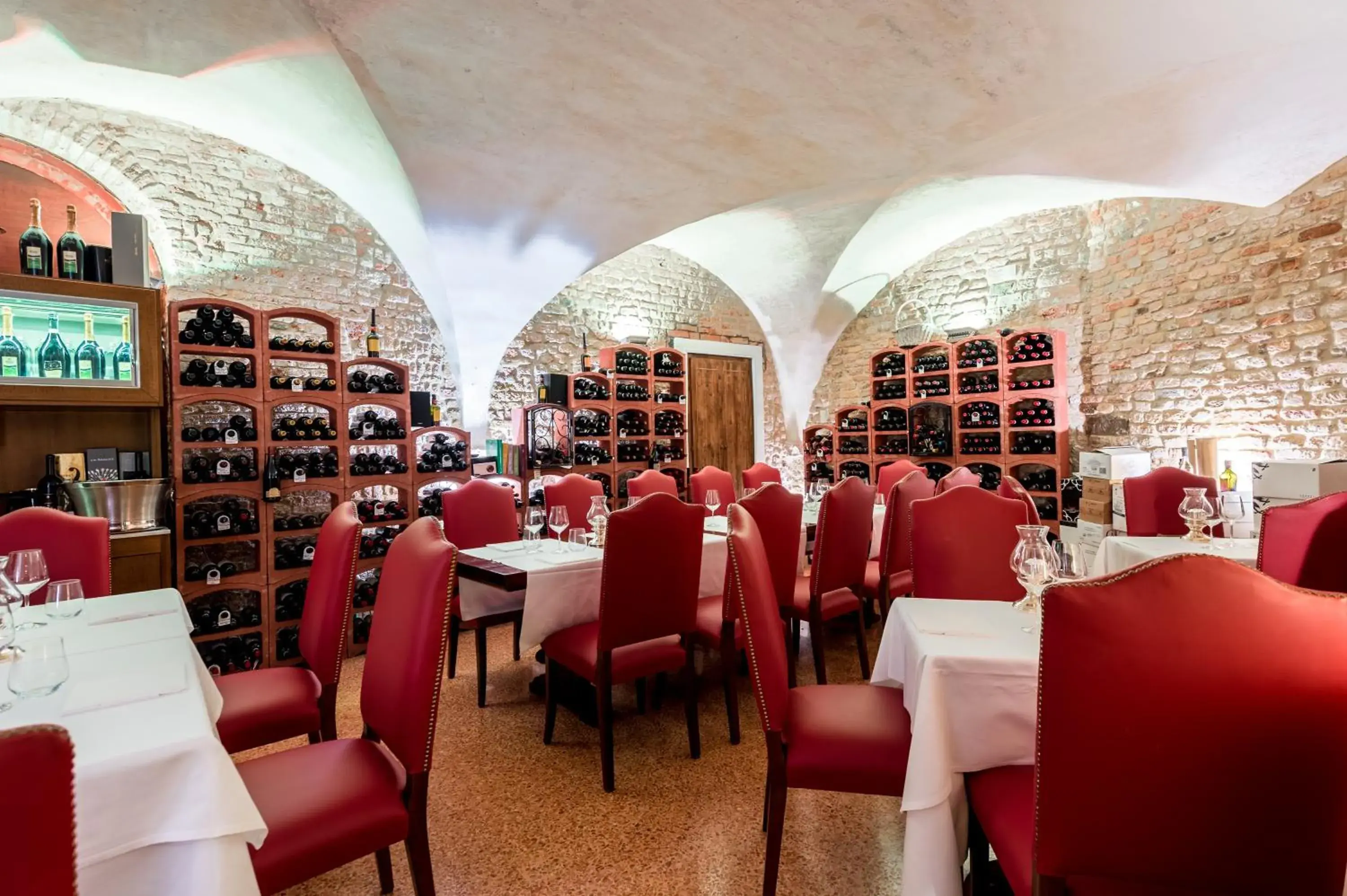 Restaurant/places to eat in Hotel Ai Reali - Small Luxury Hotels of the World Restaurant/places to eat in Hotel Ai Reali - Small Luxury Hotels of the World