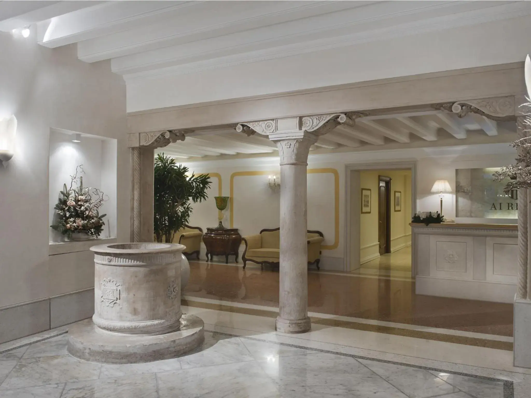 Lobby or reception in Hotel Ai Reali - Small Luxury Hotels of the World Lobby or reception in Hotel Ai Reali - Small Luxury Hotels of the World