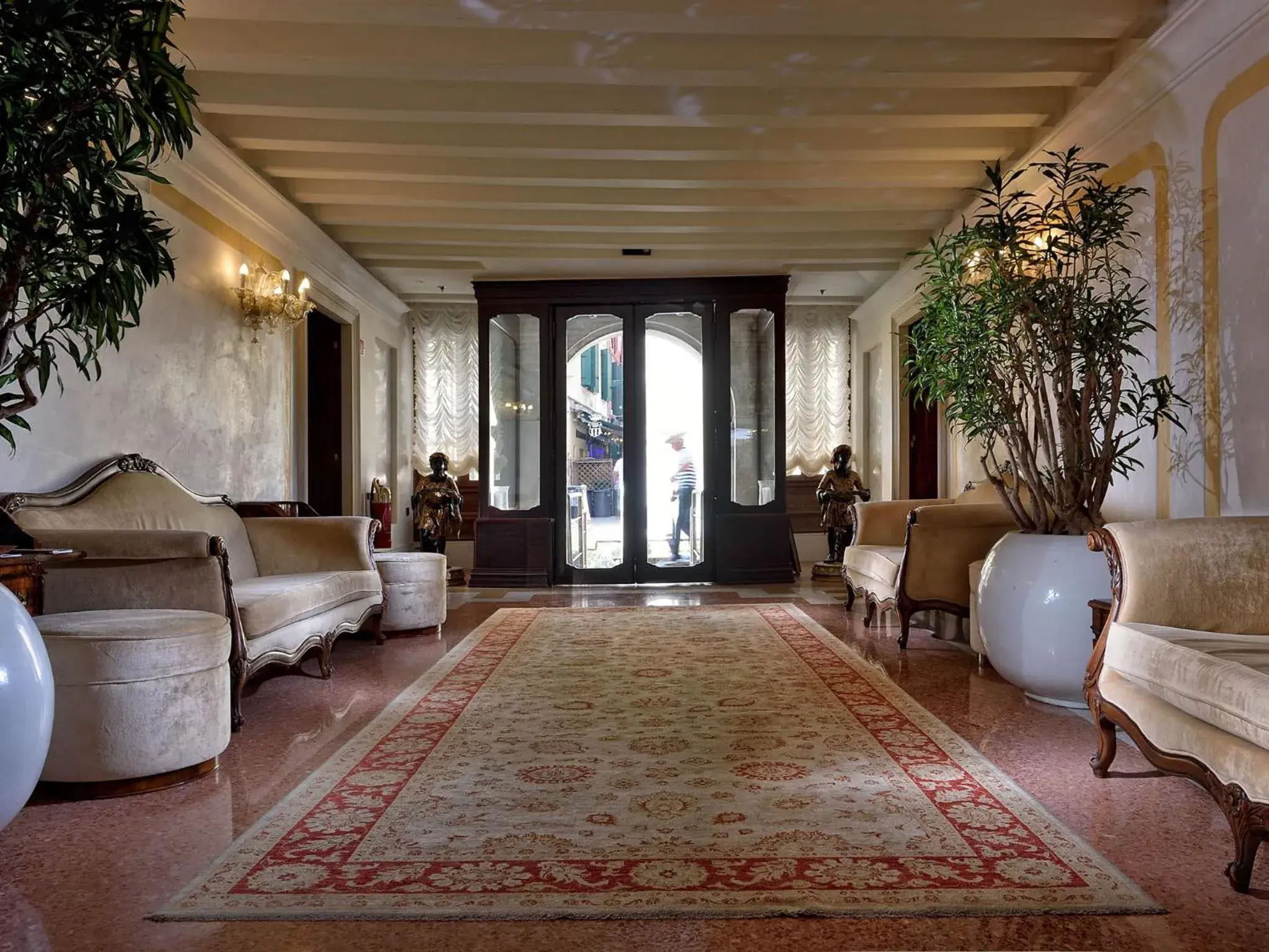 Lobby or reception in Hotel Ai Reali - Small Luxury Hotels of the World Lobby or reception in Hotel Ai Reali - Small Luxury Hotels of the World