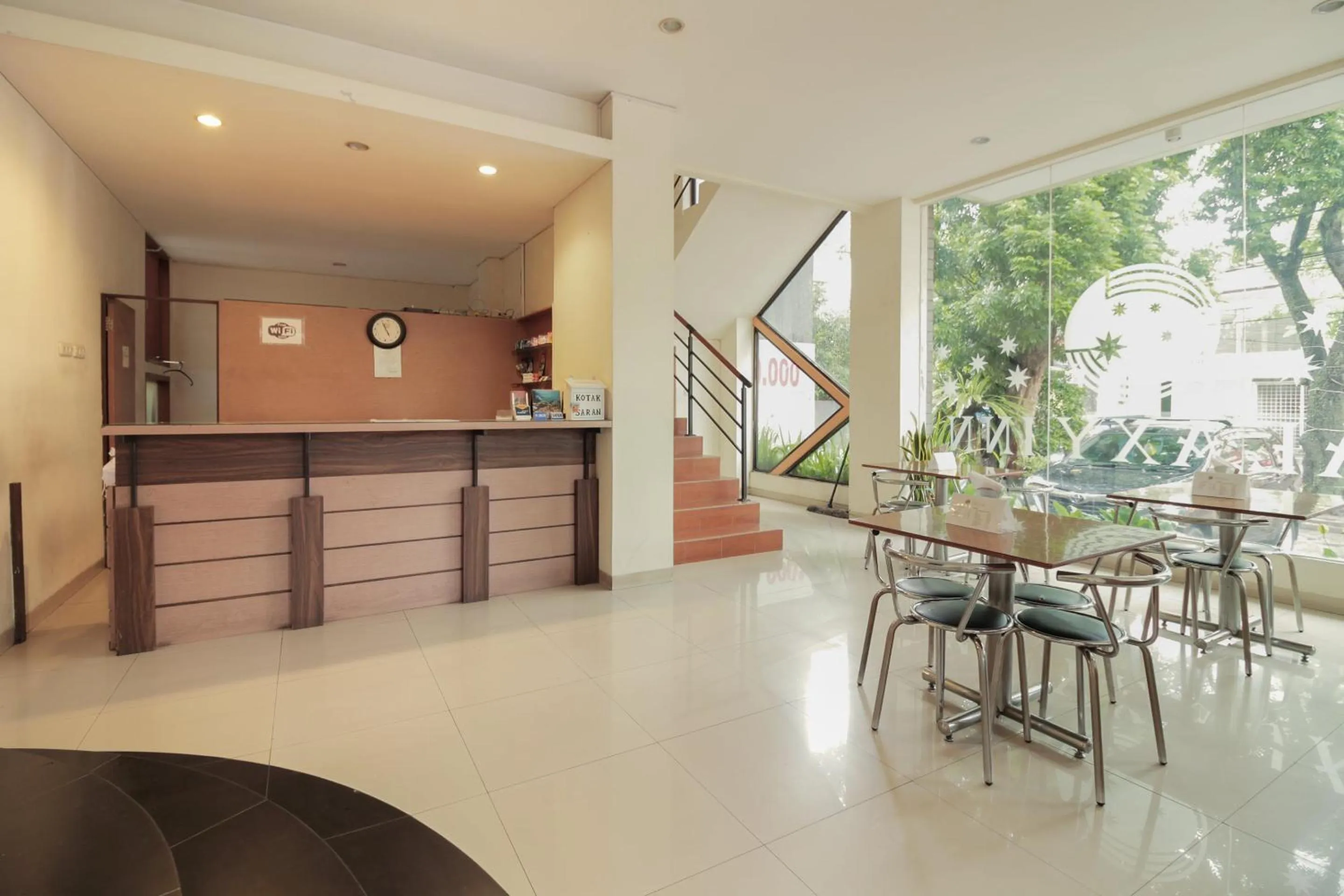 Lobby or reception in Capital O Galaxy Inn