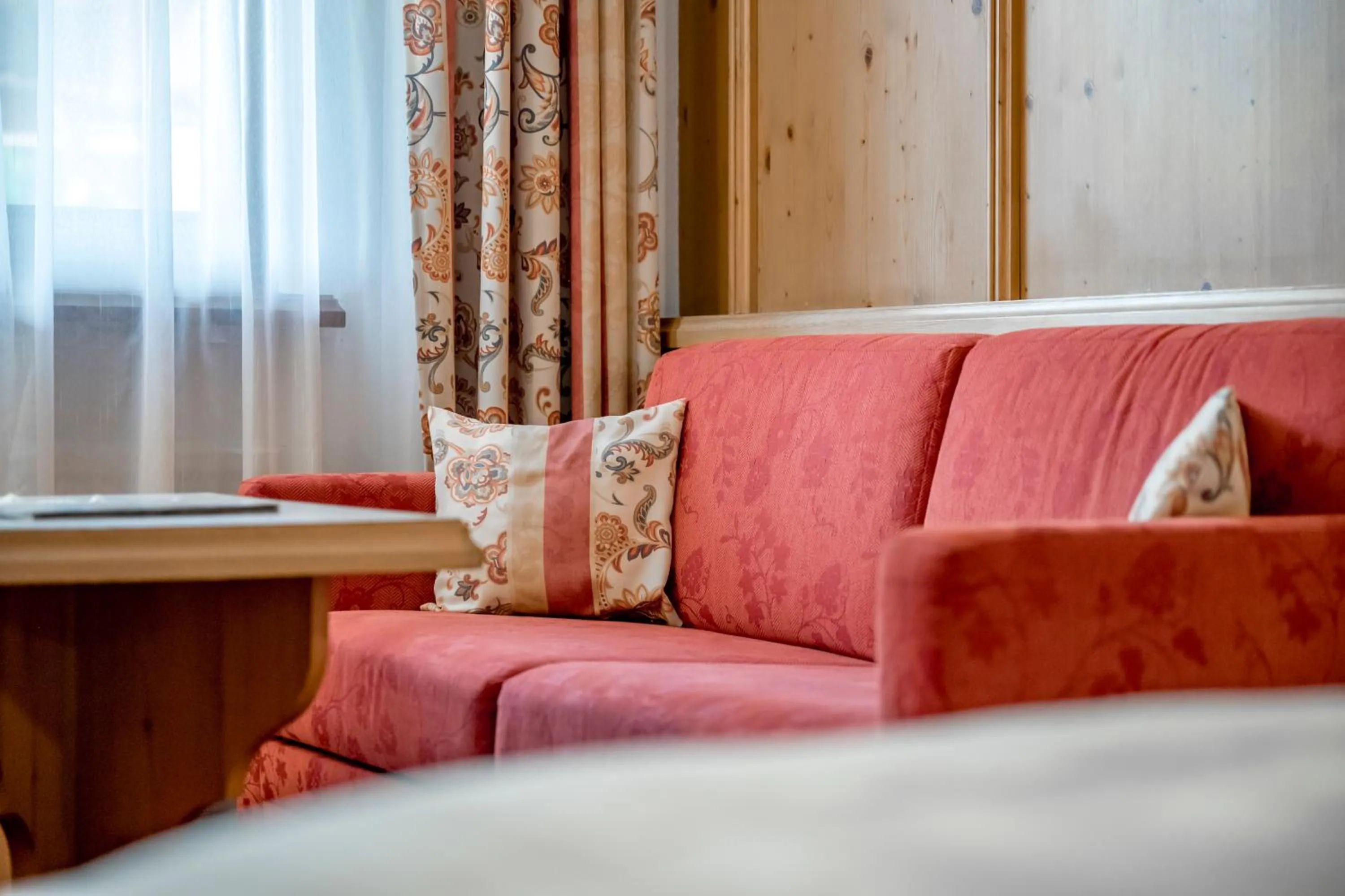 Photo of the whole room in Hotel Almhof