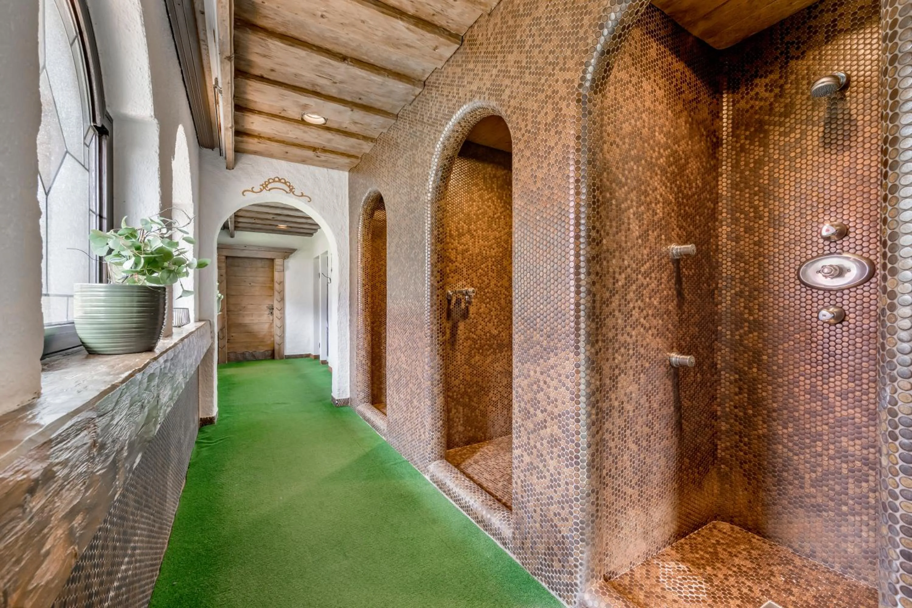 Sauna in Hotel Almhof