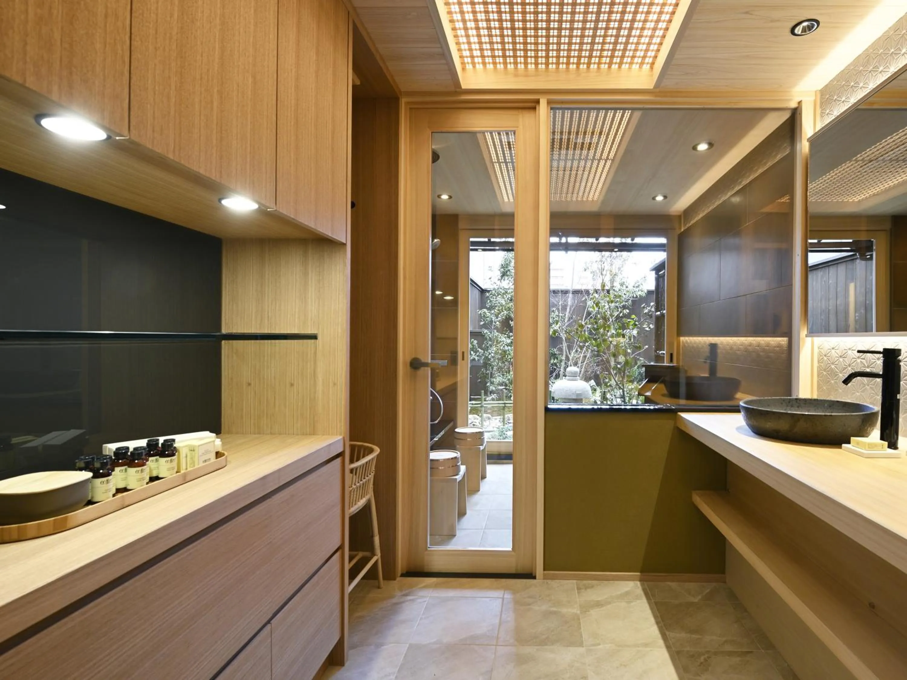 Photo of the whole room in Kyo no Ondokoro FUYACHO-NIJO #4