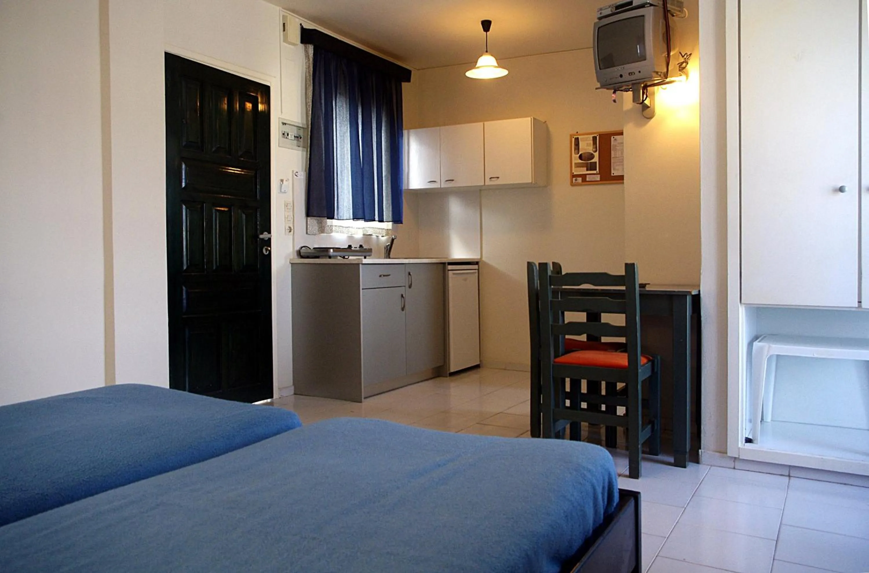 Photo of the whole room in Klery Studios