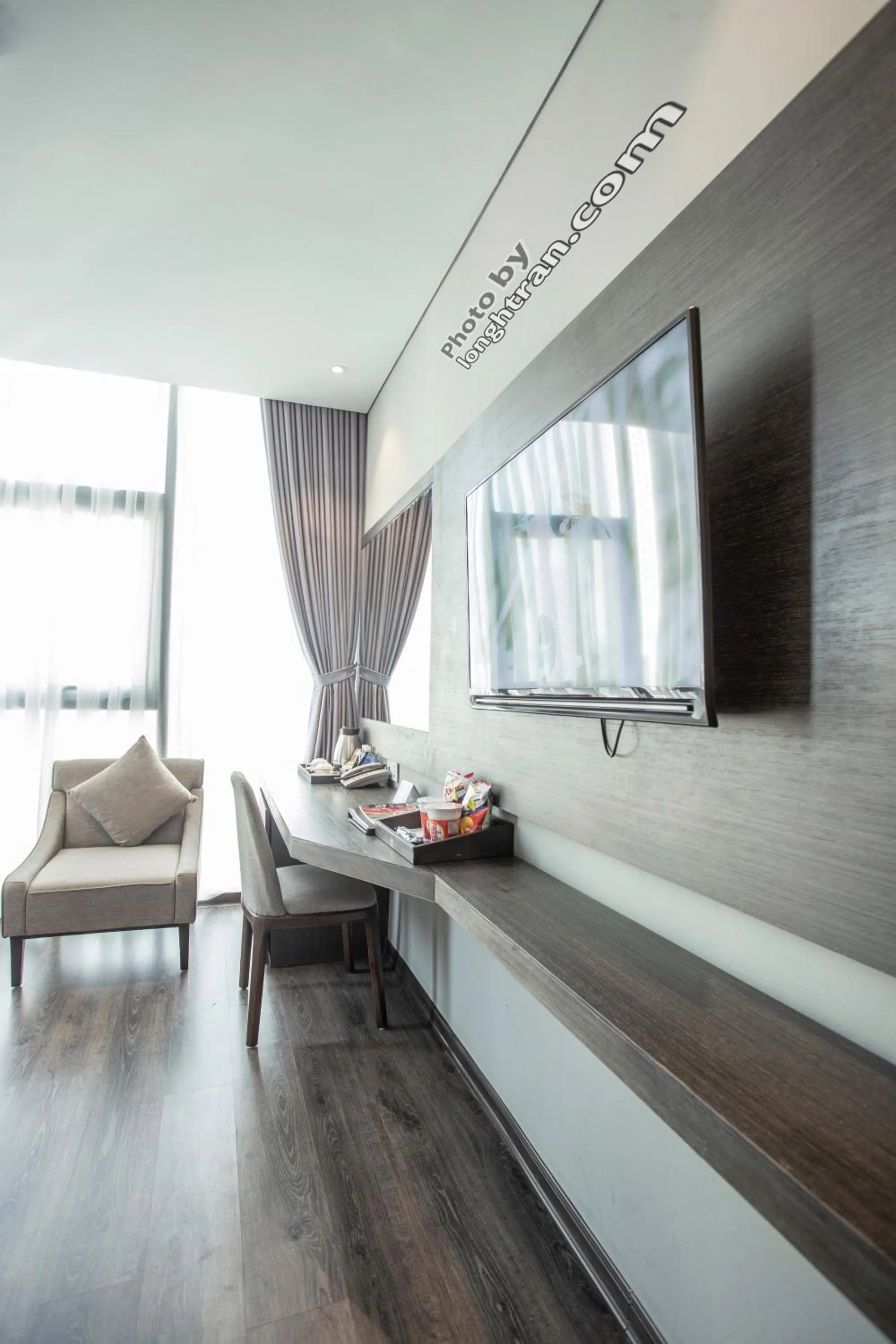 Property building in Grand Ocean Luxury Boutique - Infinity Rooftop Pool