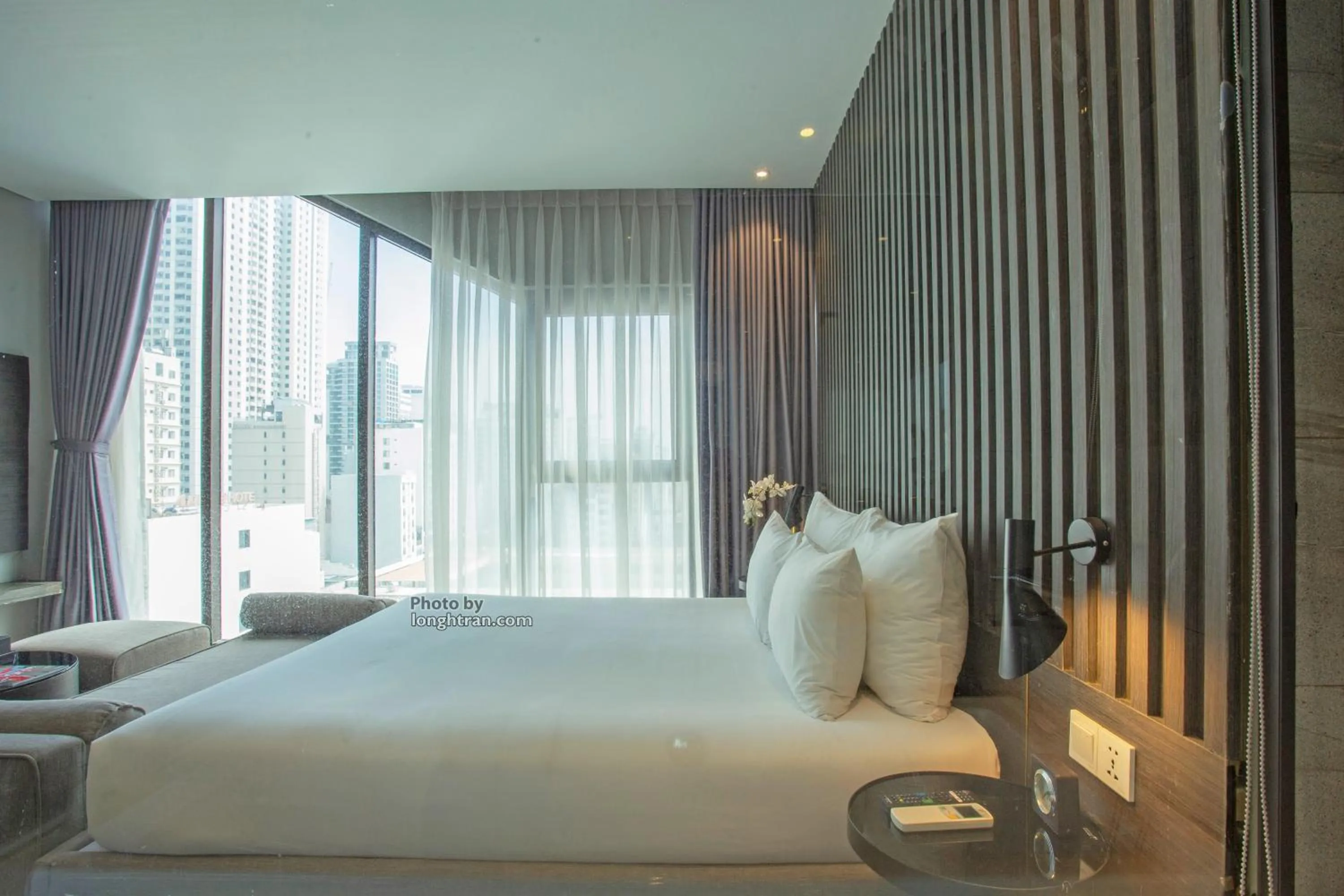 Property building, Bed in Grand Ocean Luxury Boutique - Infinity Rooftop Pool