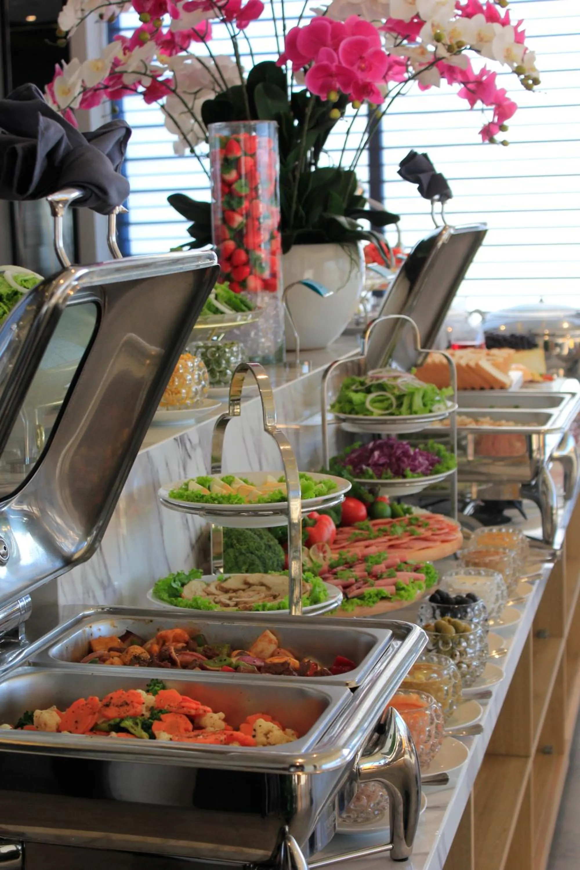 Food in Grand Ocean Luxury Boutique - Infinity Rooftop Pool