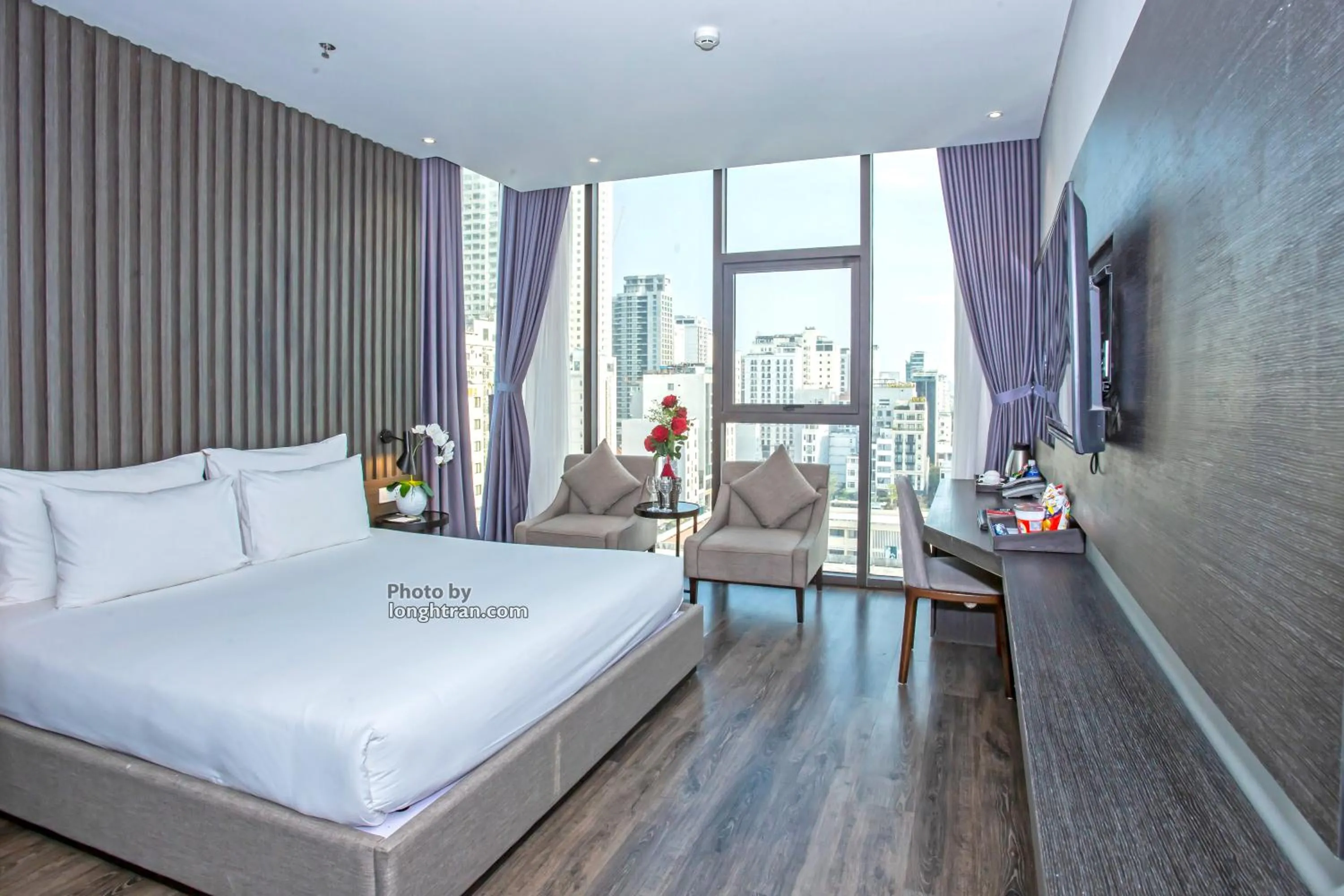 Property building, Bed in Grand Ocean Luxury Boutique - Infinity Rooftop Pool
