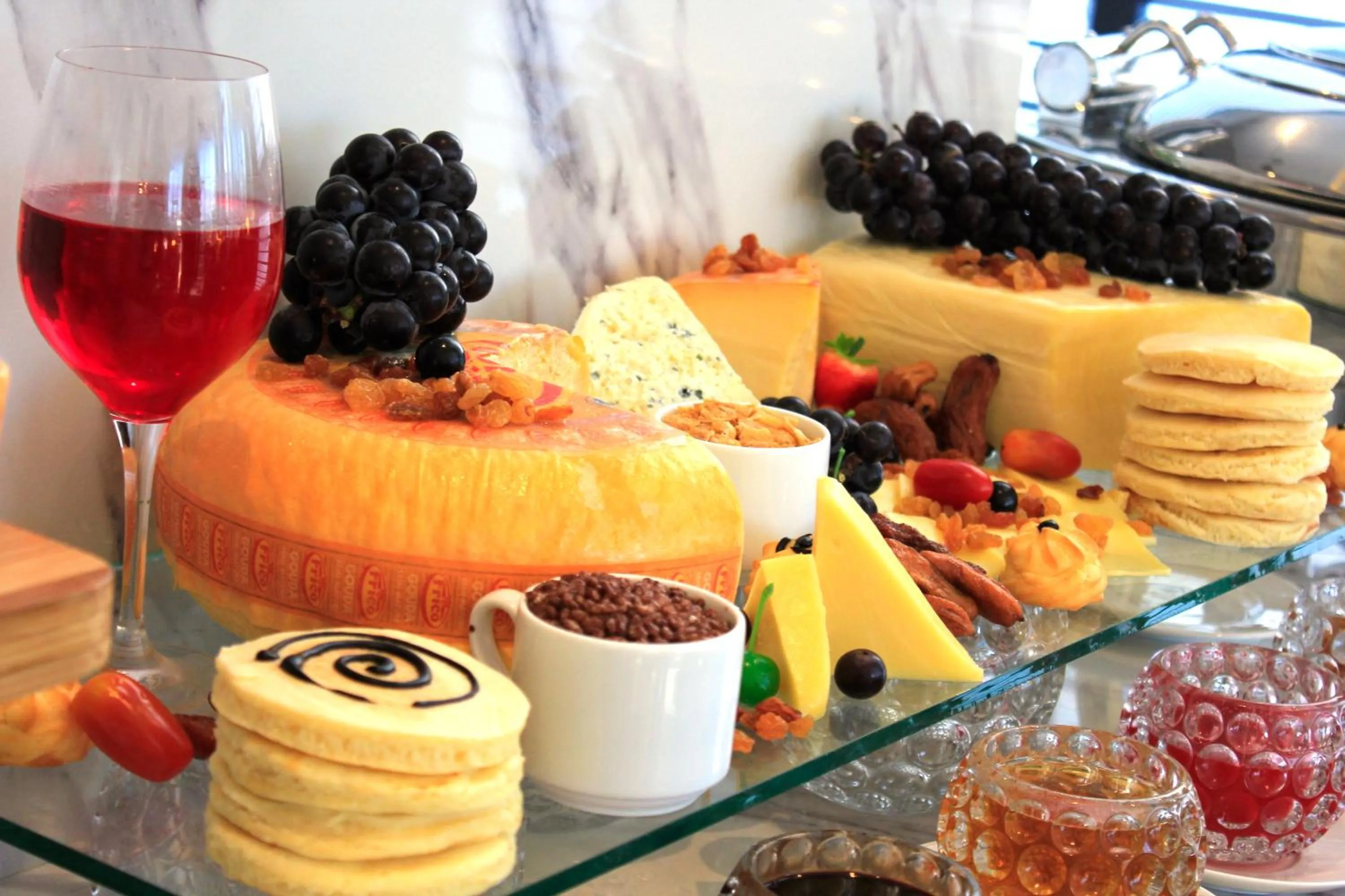 Food in Grand Ocean Luxury Boutique - Infinity Rooftop Pool