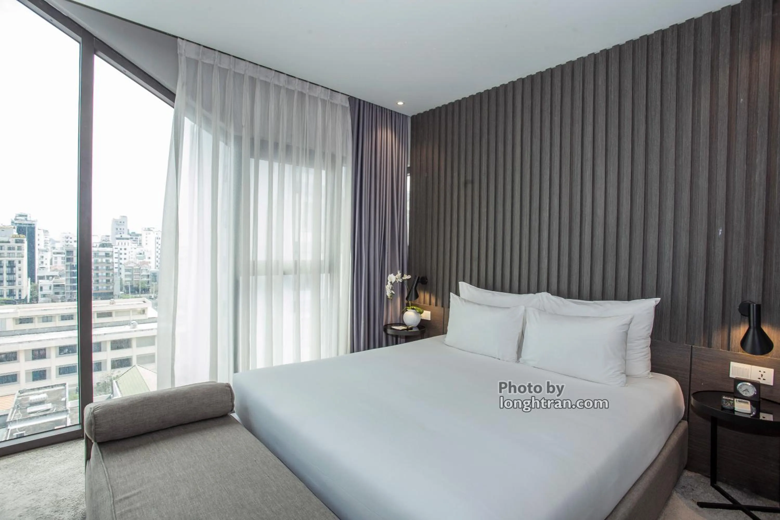Property building, Bed in Grand Ocean Luxury Boutique - Infinity Rooftop Pool
