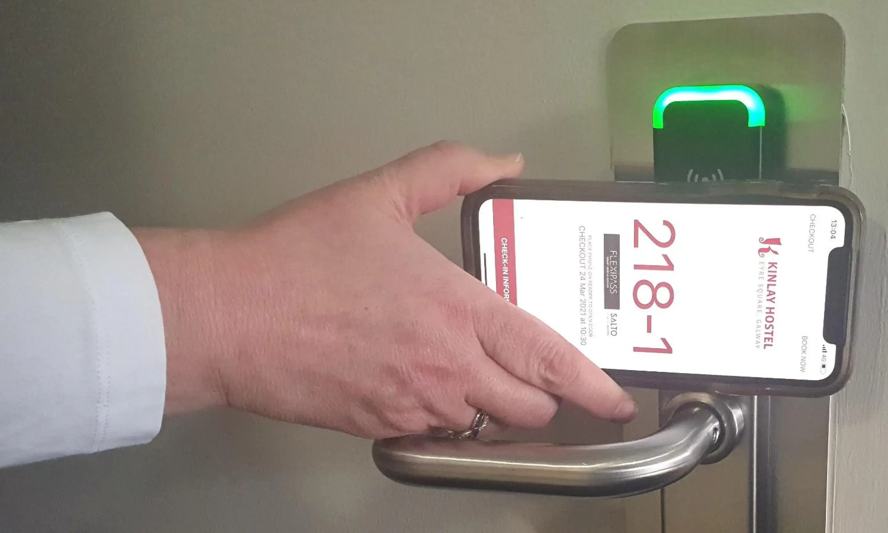 Bedroom in Kinlay Hostel Eyre Square Bedroom in Kinlay Hostel Eyre Square