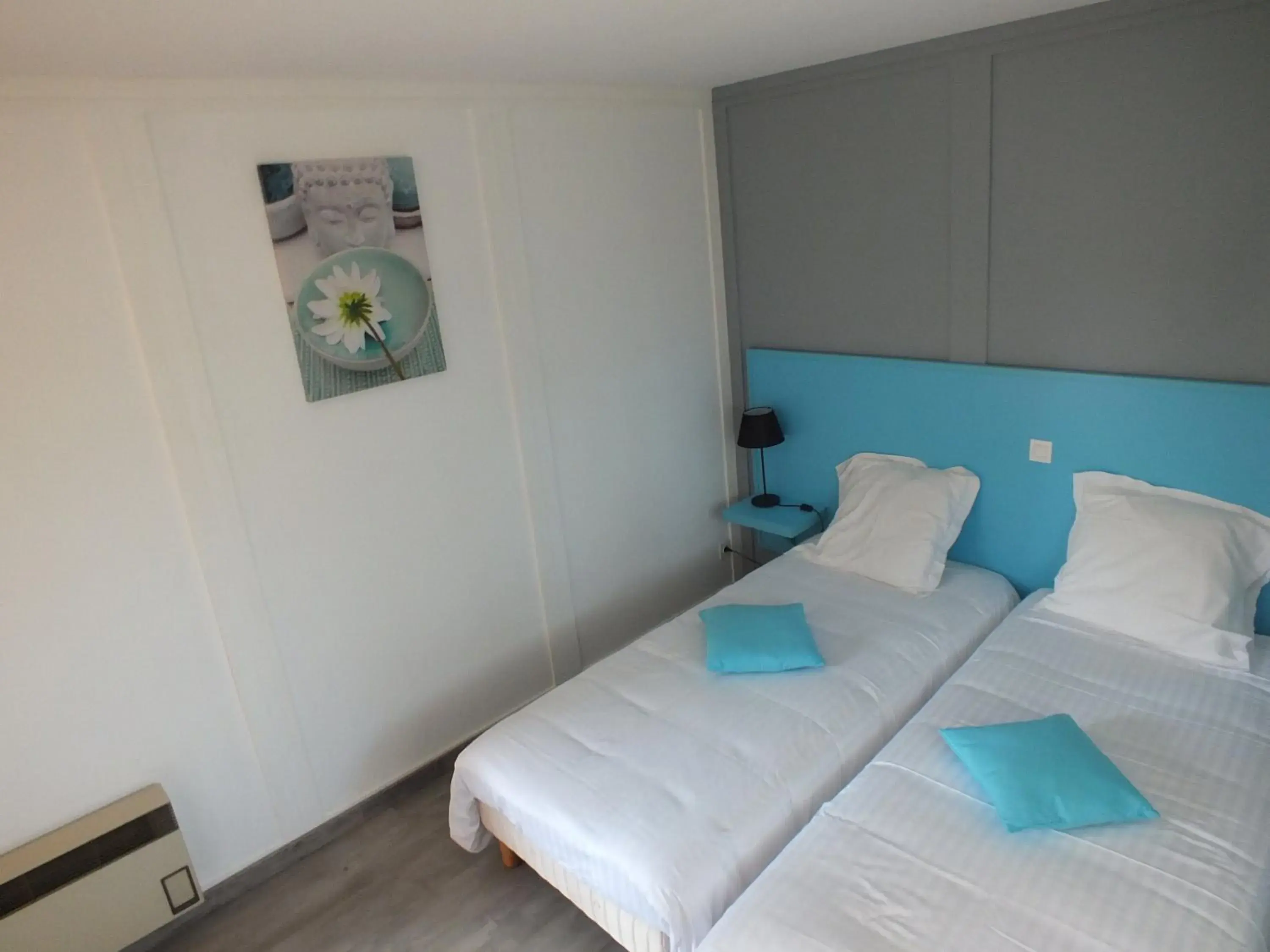 Bedroom, Bed in Hotel Restaurant Le Manguier Bedroom, Bed in Hotel Restaurant Le Manguier