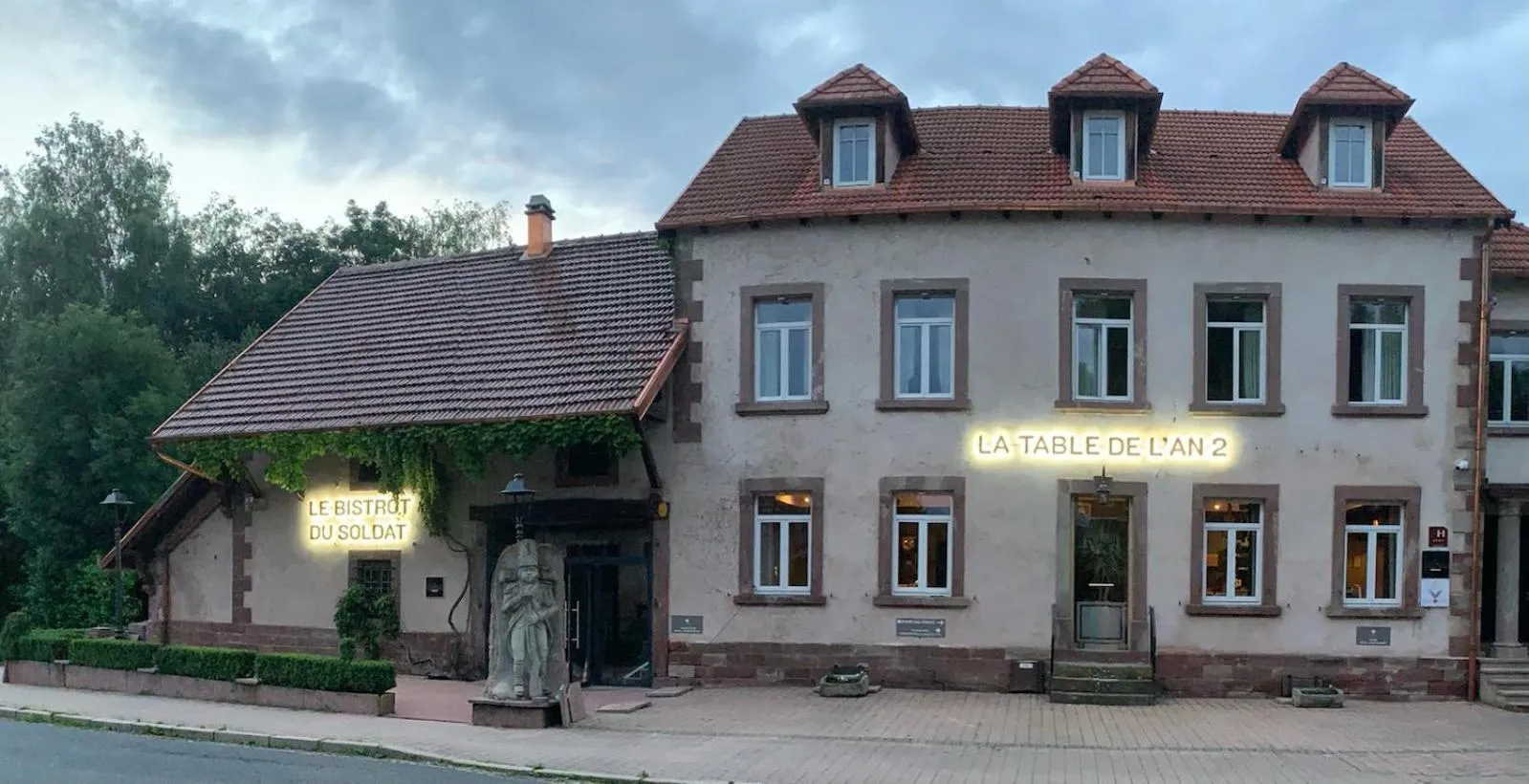 Property Building in L'An2