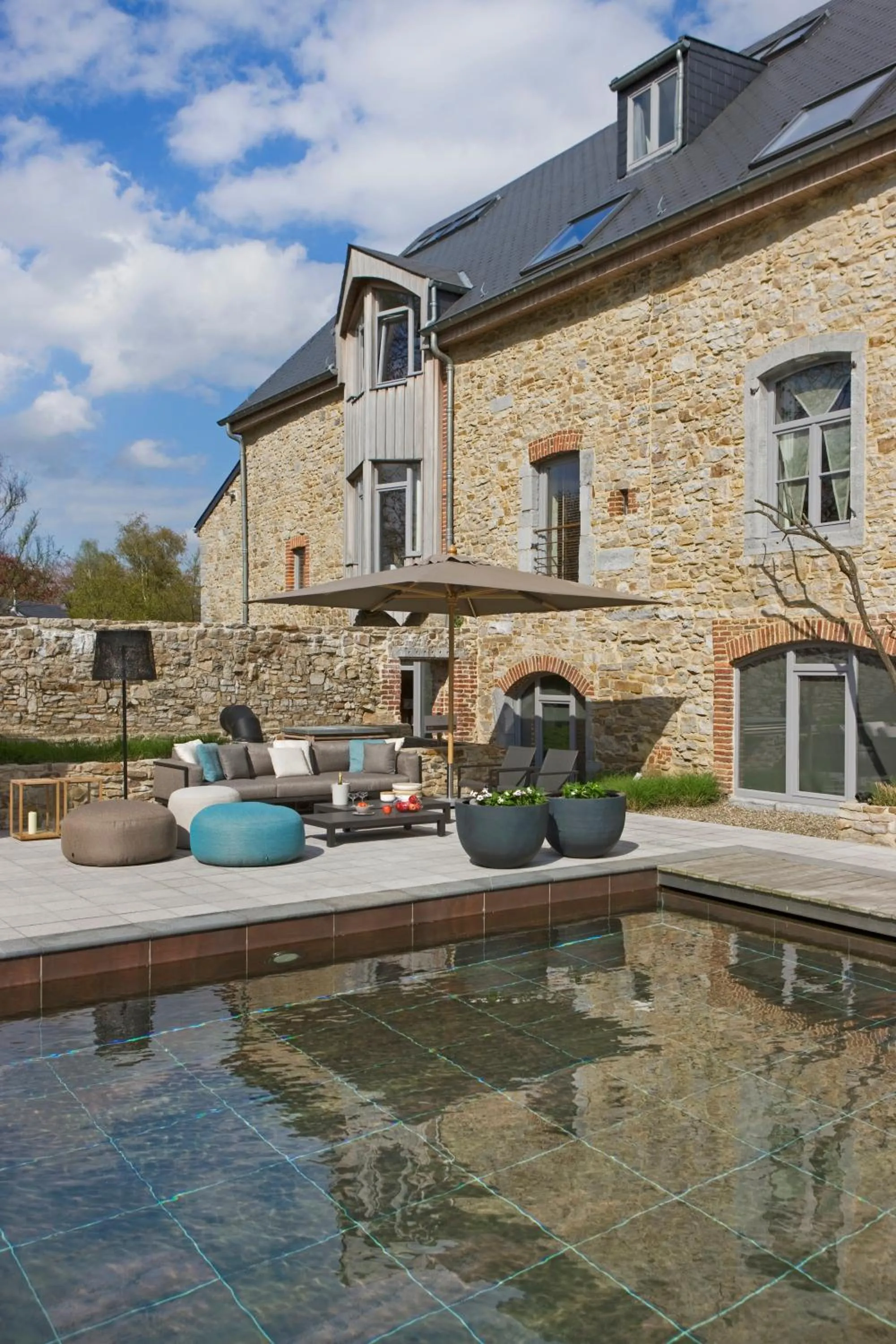 Facade/entrance in Ne5t Hotel & Spa