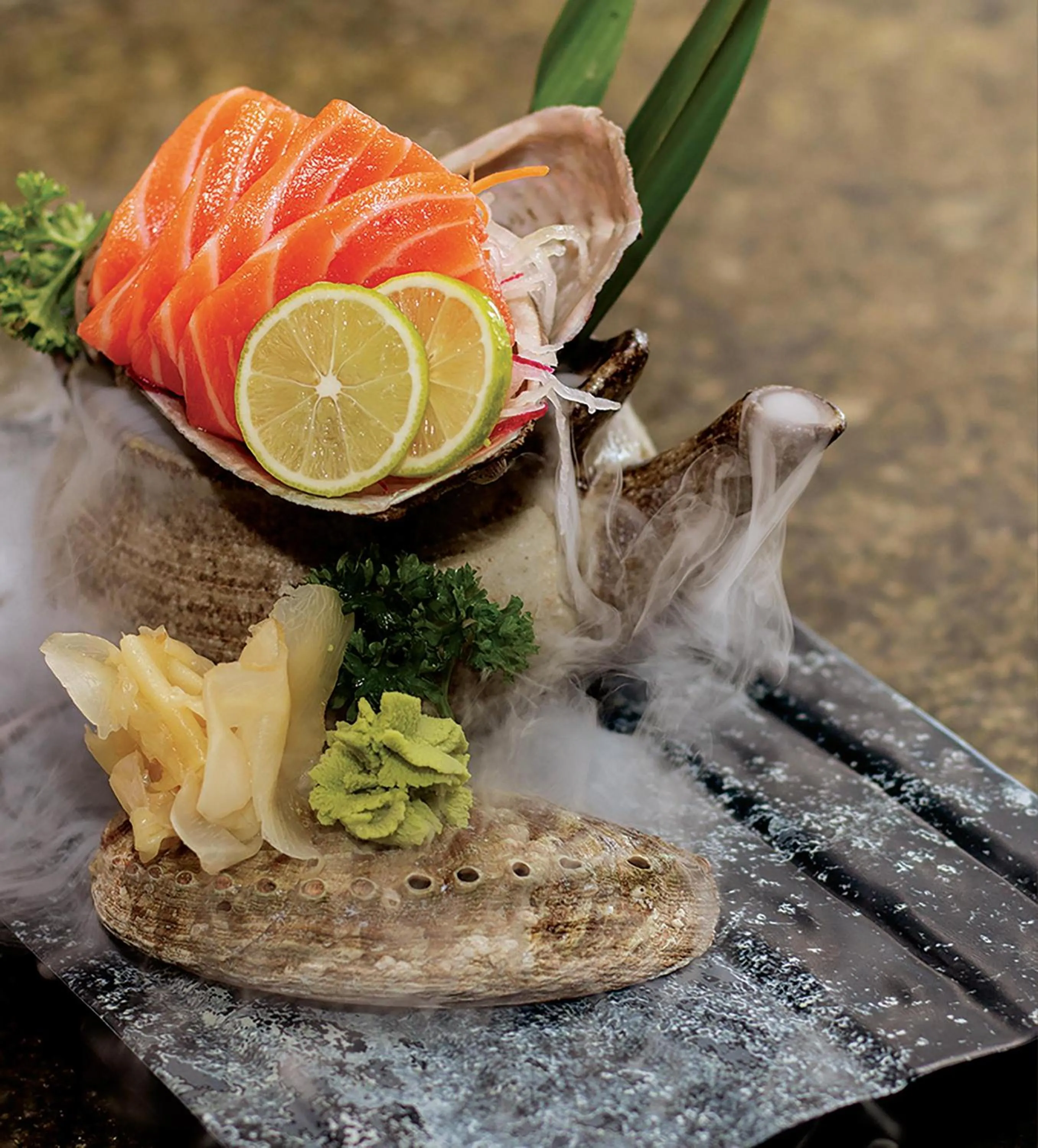 Restaurant/places to eat in Le Suffren Hotel & Marina