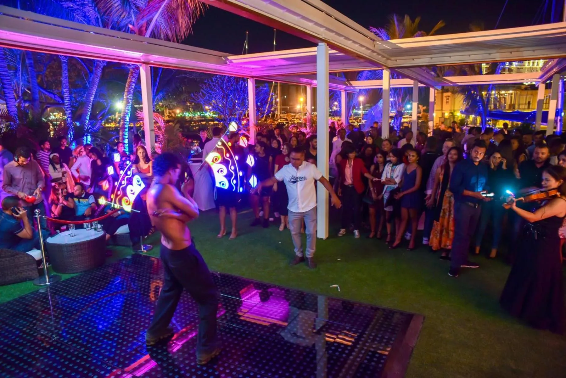 Nightclub / DJ in Le Suffren Hotel & Marina