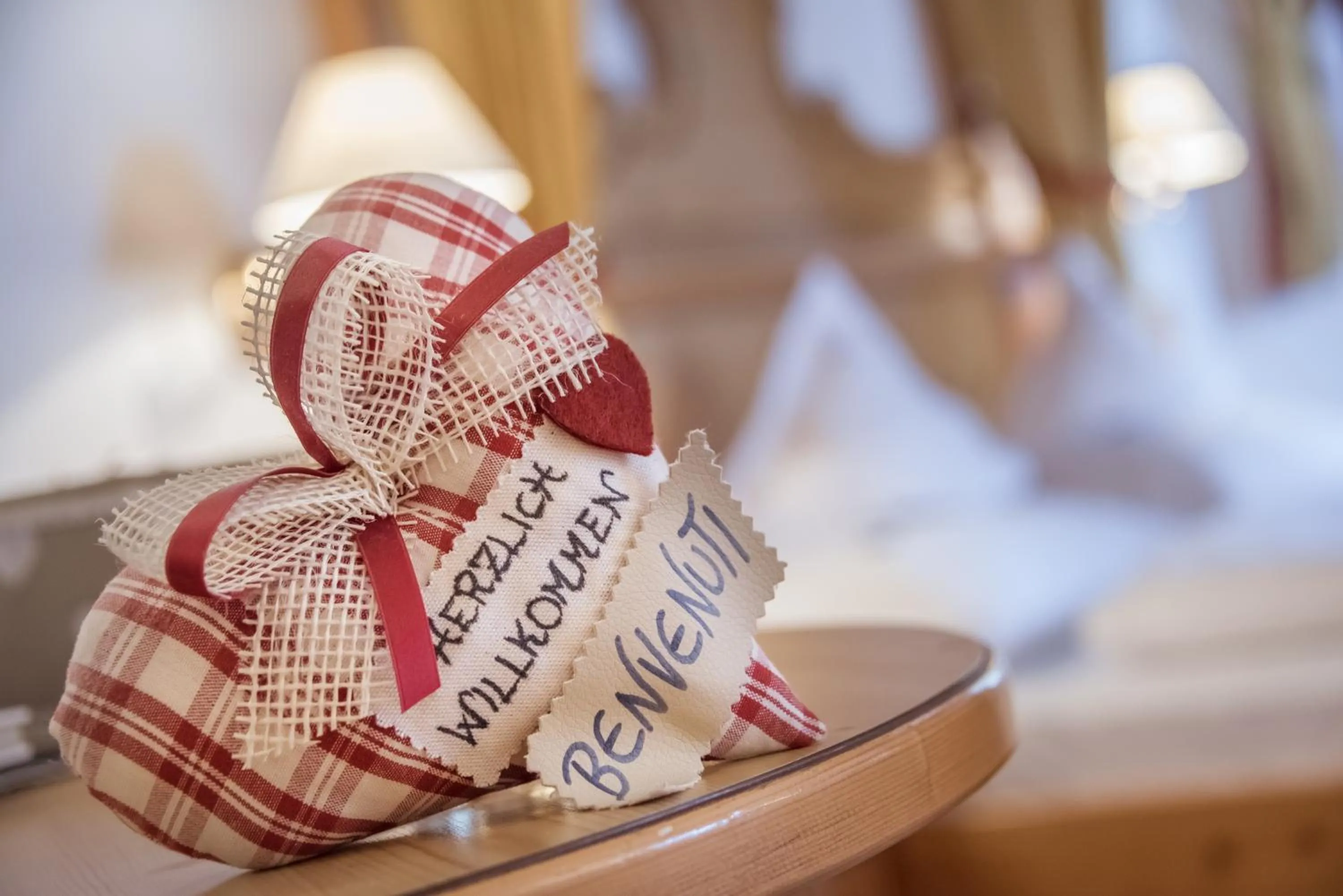 Text overlay, Bed in Naturhotel Waldheim