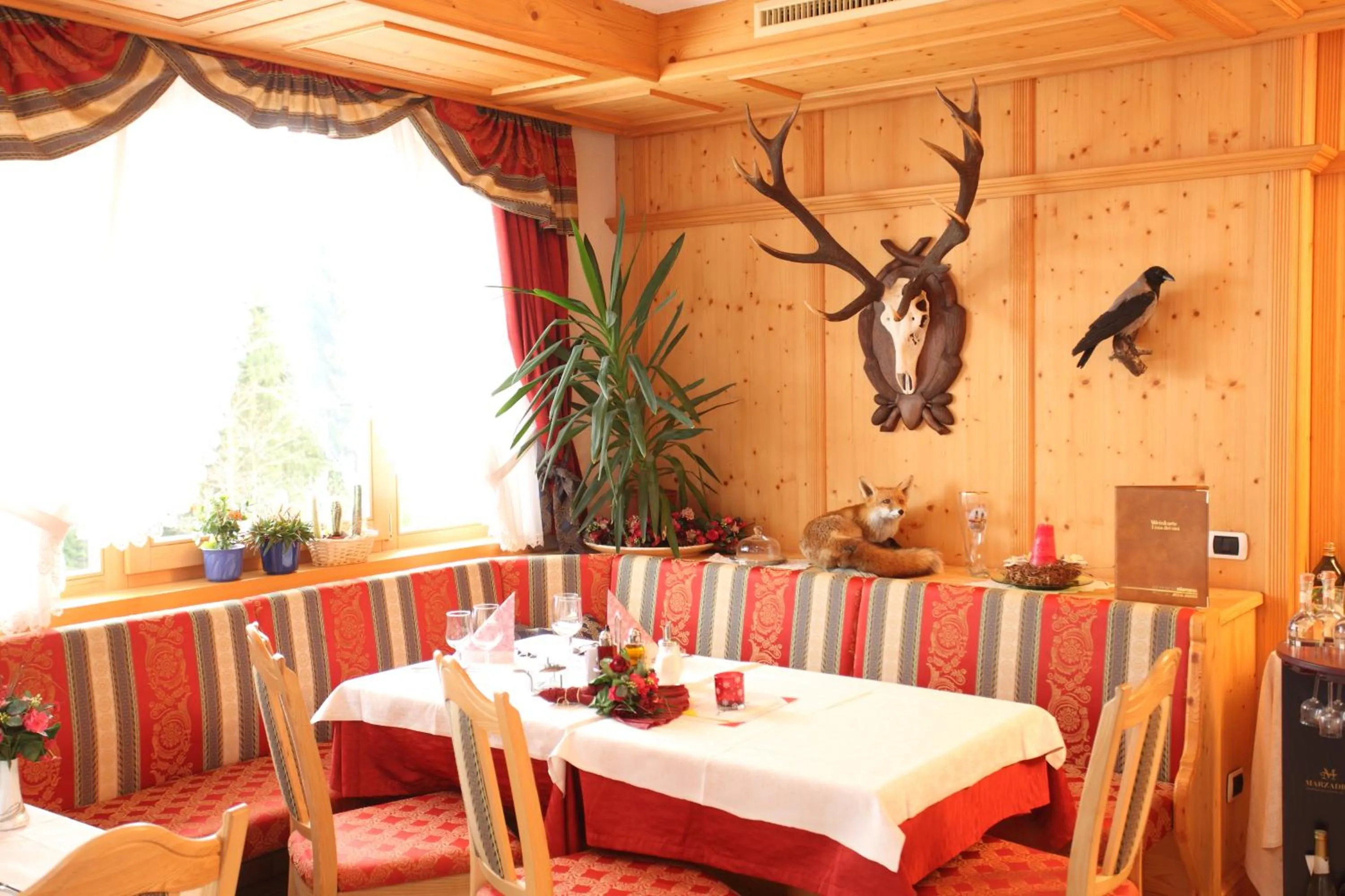 Restaurant/places to eat in Naturhotel Waldheim