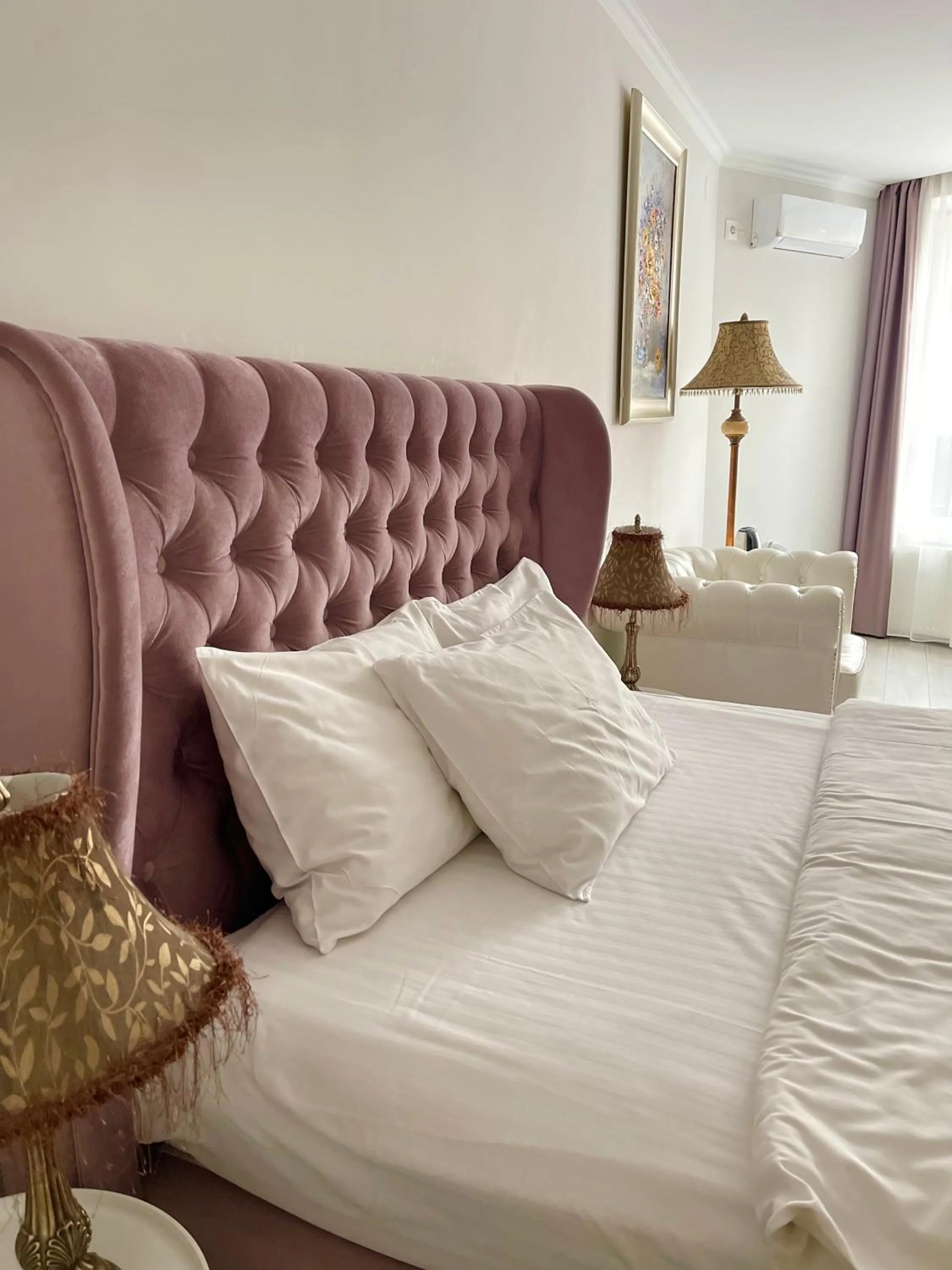 Opera Center Hotel & Apartments