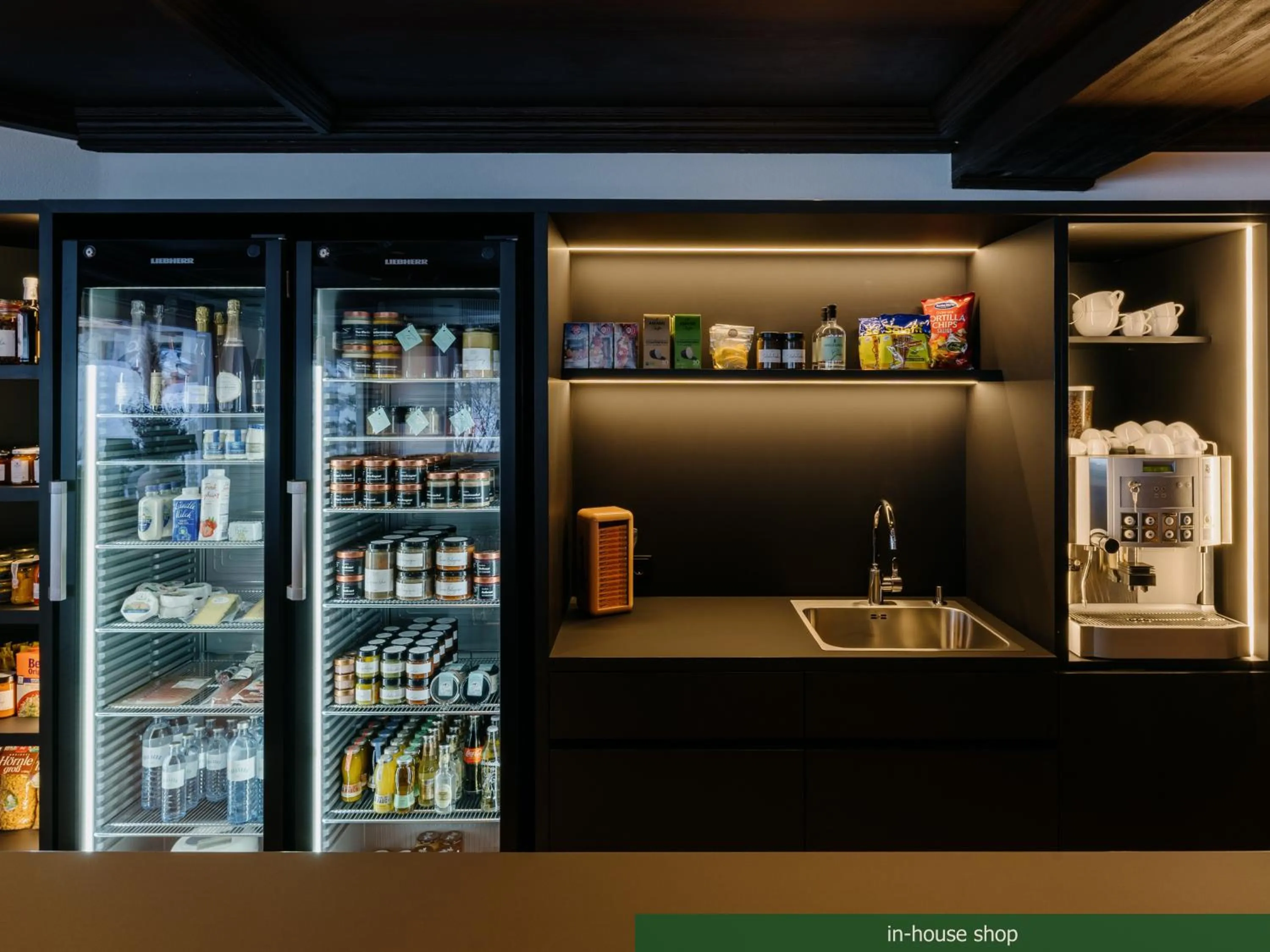 Food and drinks in Appart Hotel Knappaboda