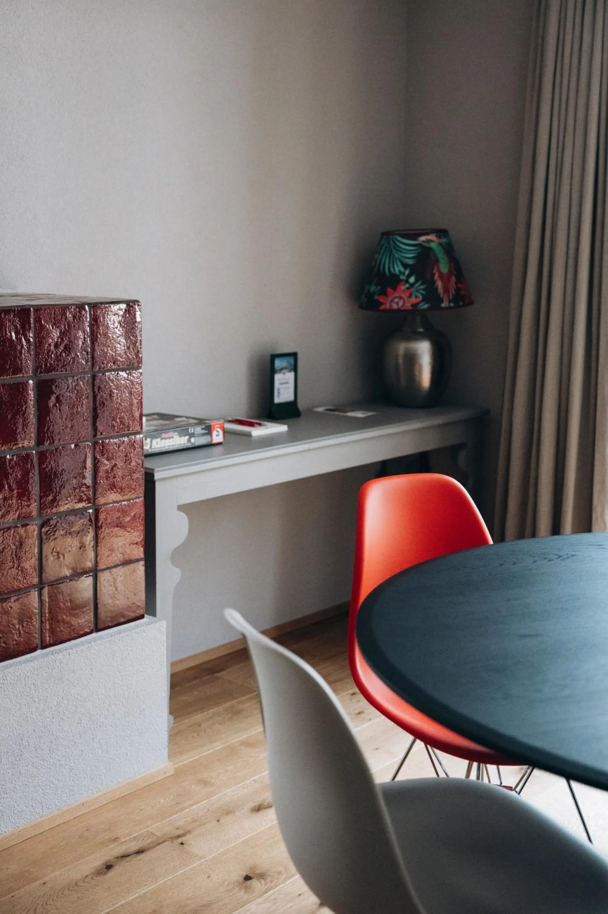 fireplace in Appart Hotel Knappaboda