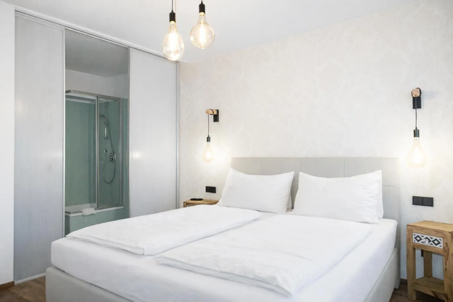 Photo of the whole room, Bed in Club Alpenresidenz Gastein