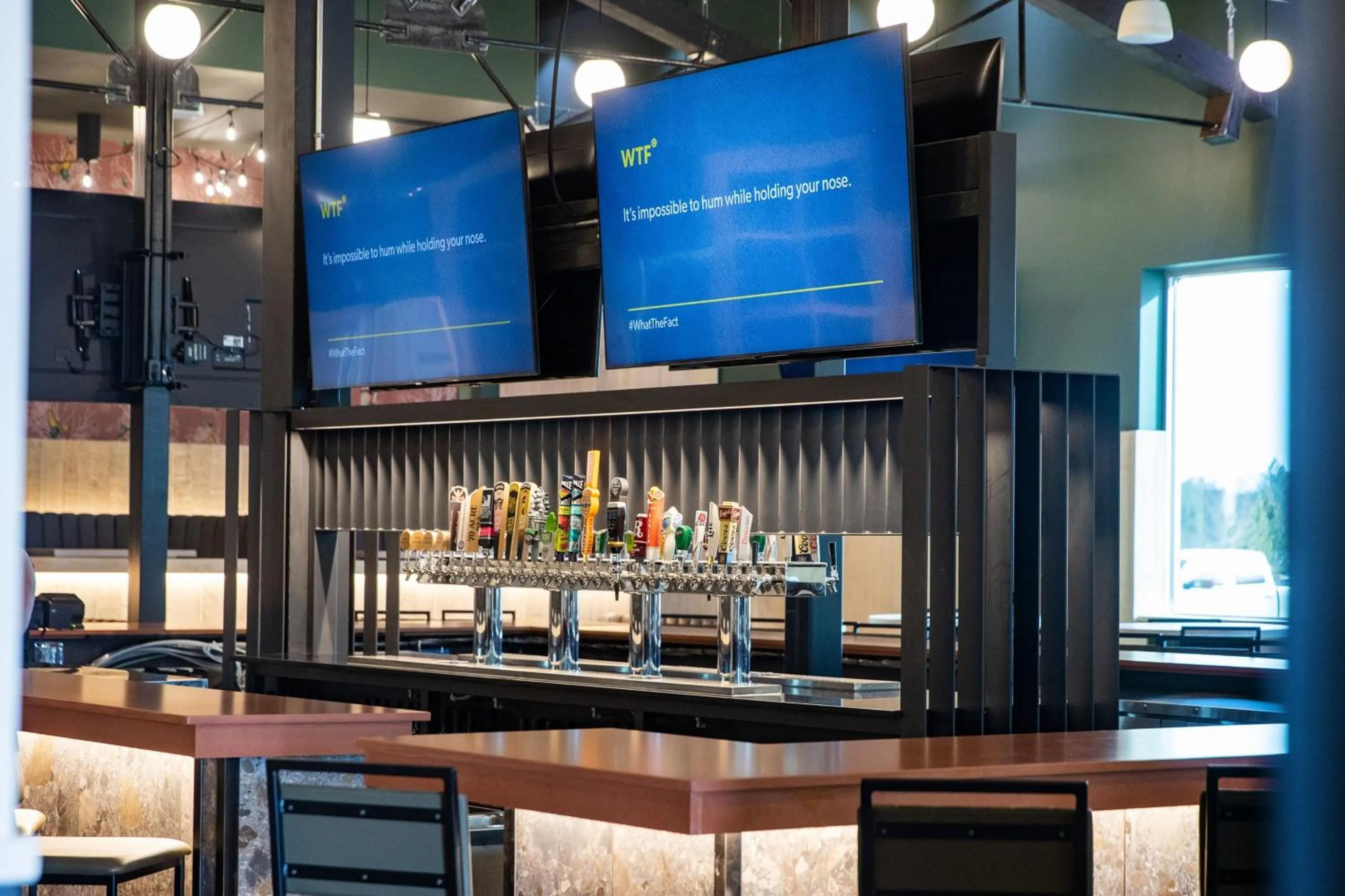 Lounge or bar in Four Points by Sheraton Edmonton Gateway