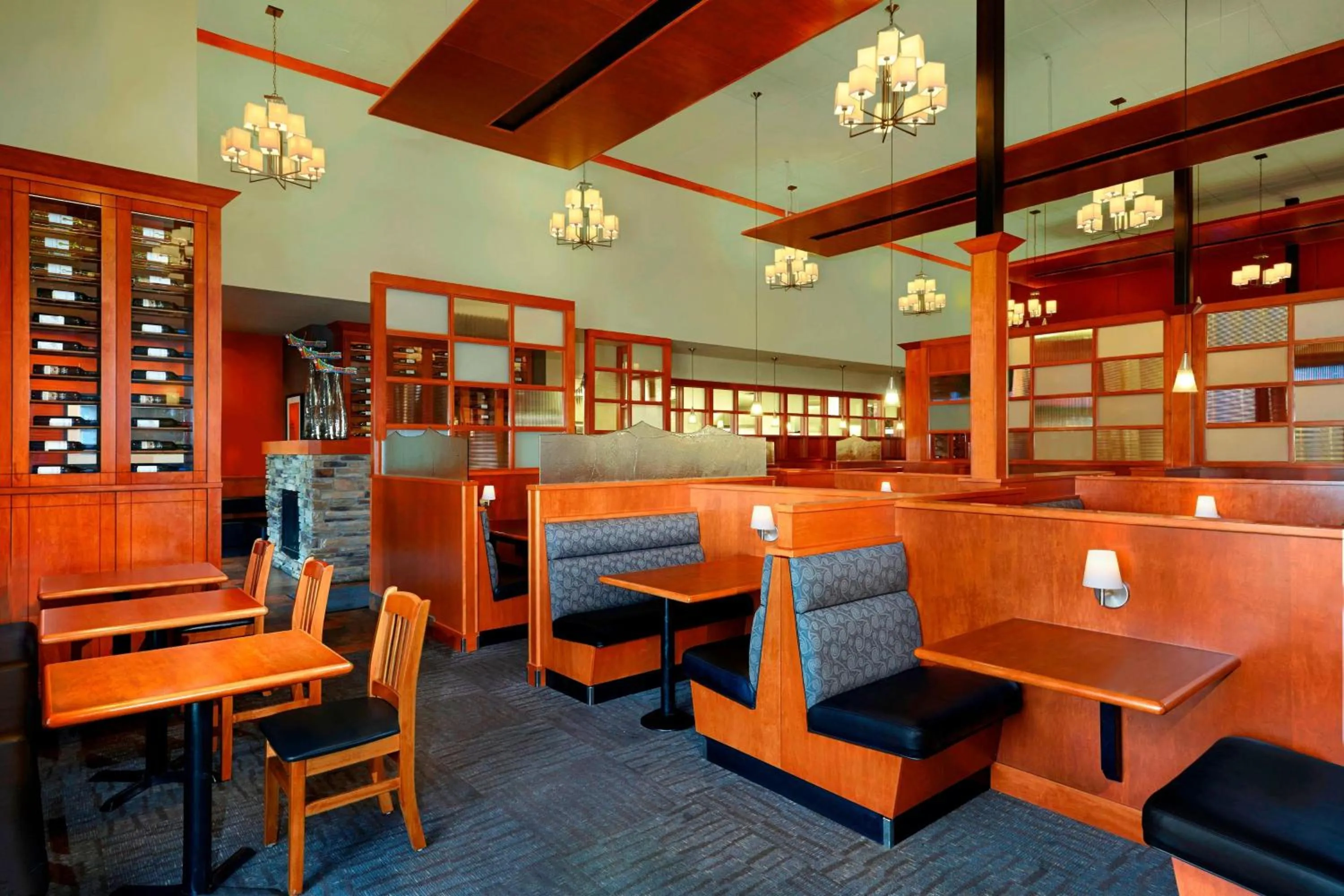 Restaurant/places to eat in Four Points by Sheraton Edmonton Gateway