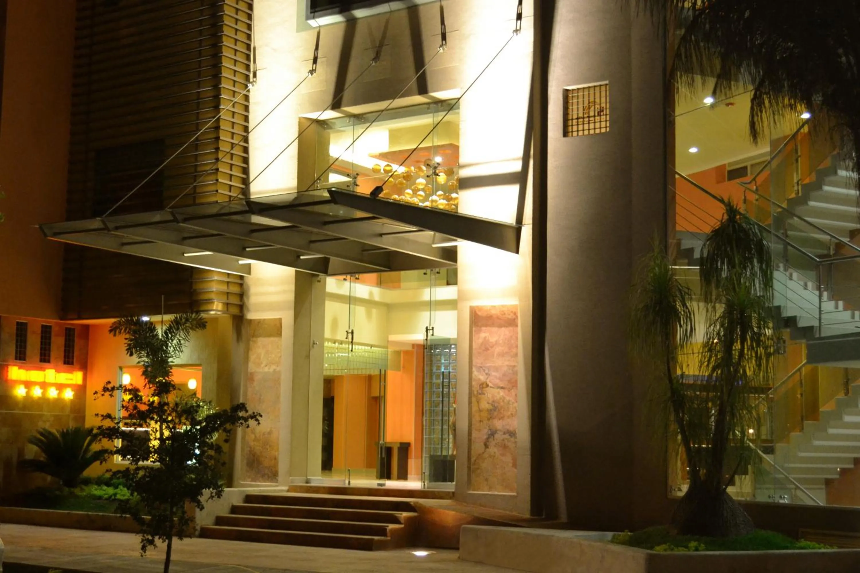 Facade/entrance in Hostalia Hotel Expo & Business Class