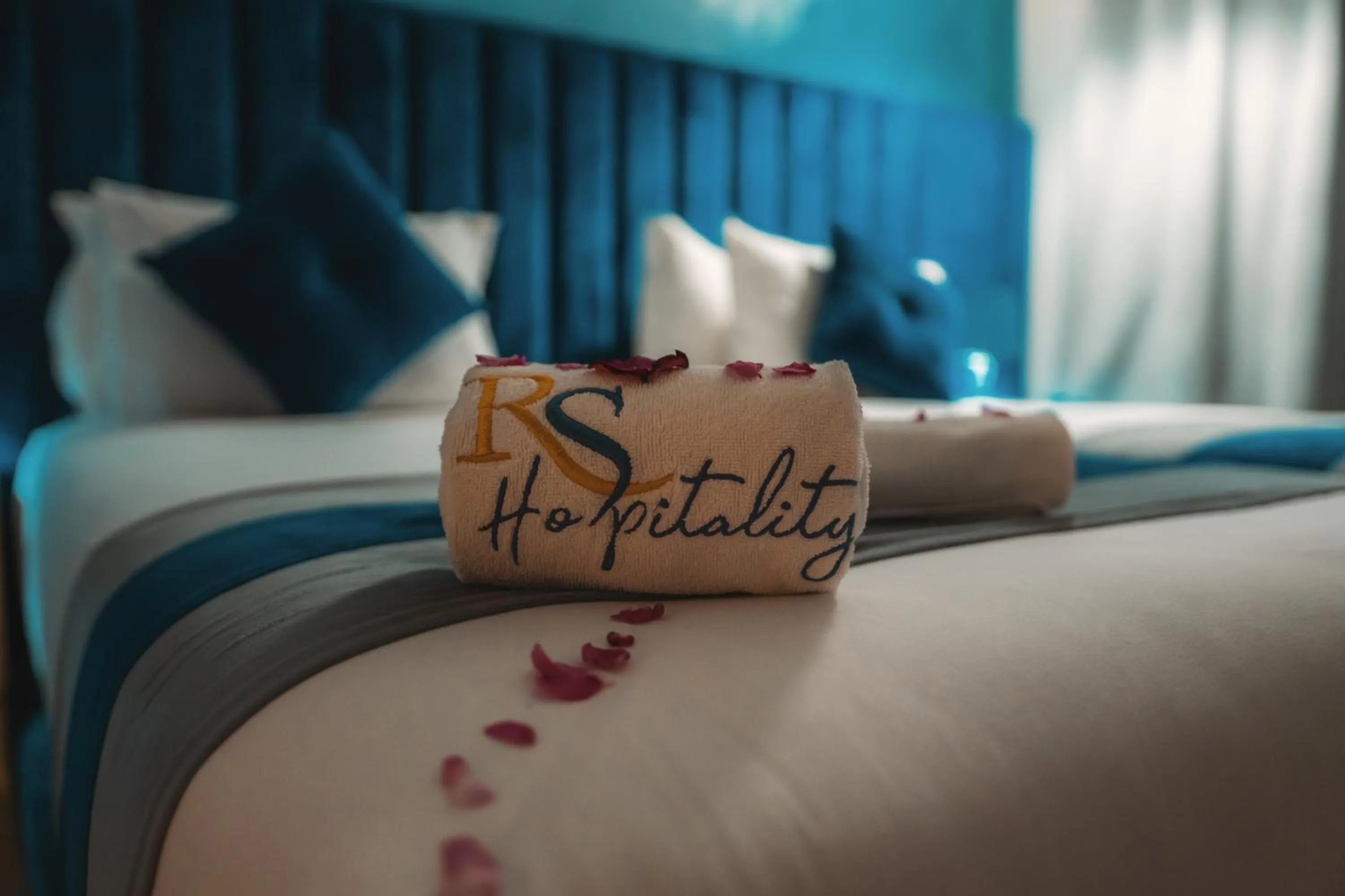 Bed in RS Hotel Karam Palace