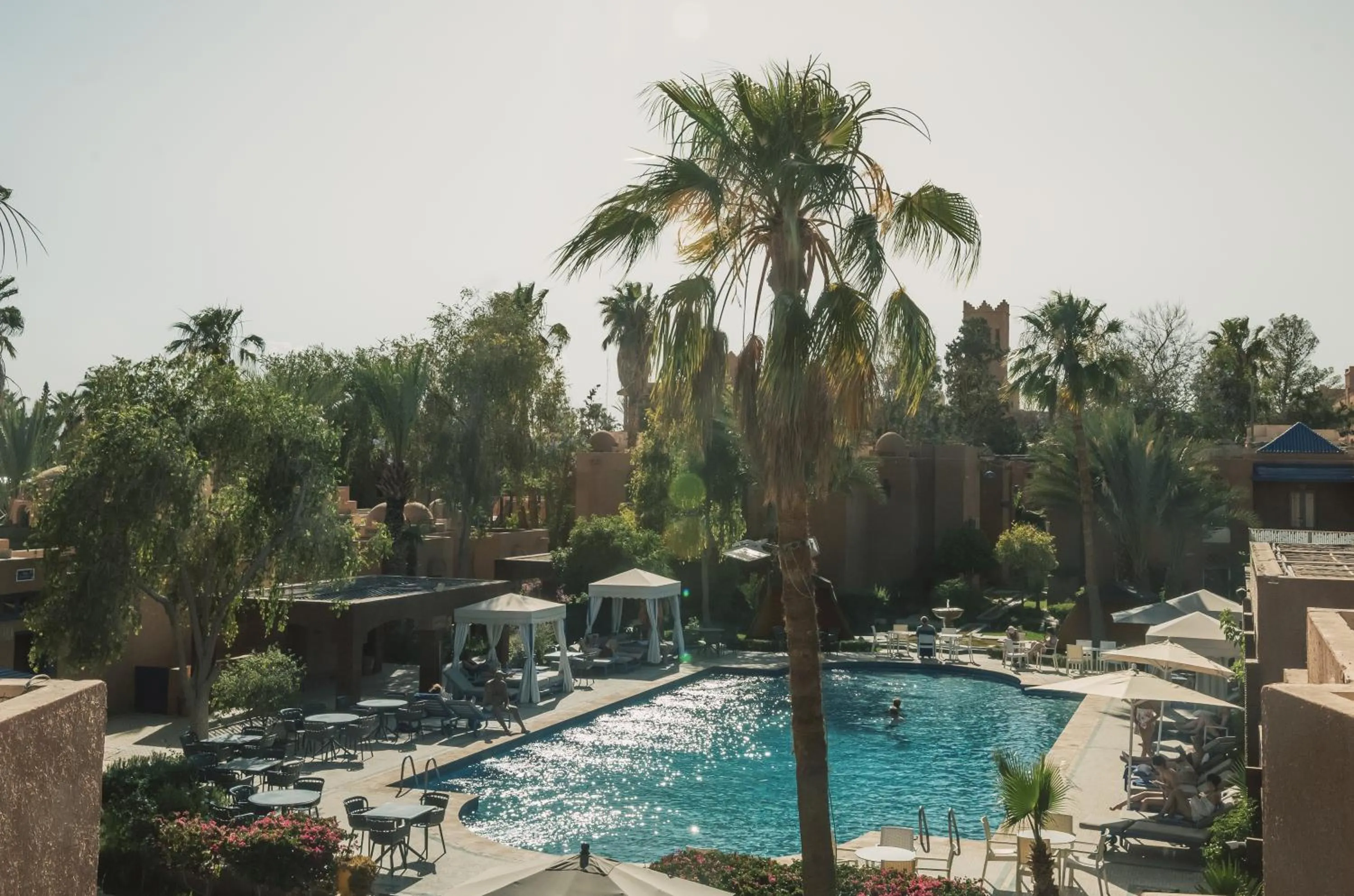 Garden in RS Hotel Karam Palace