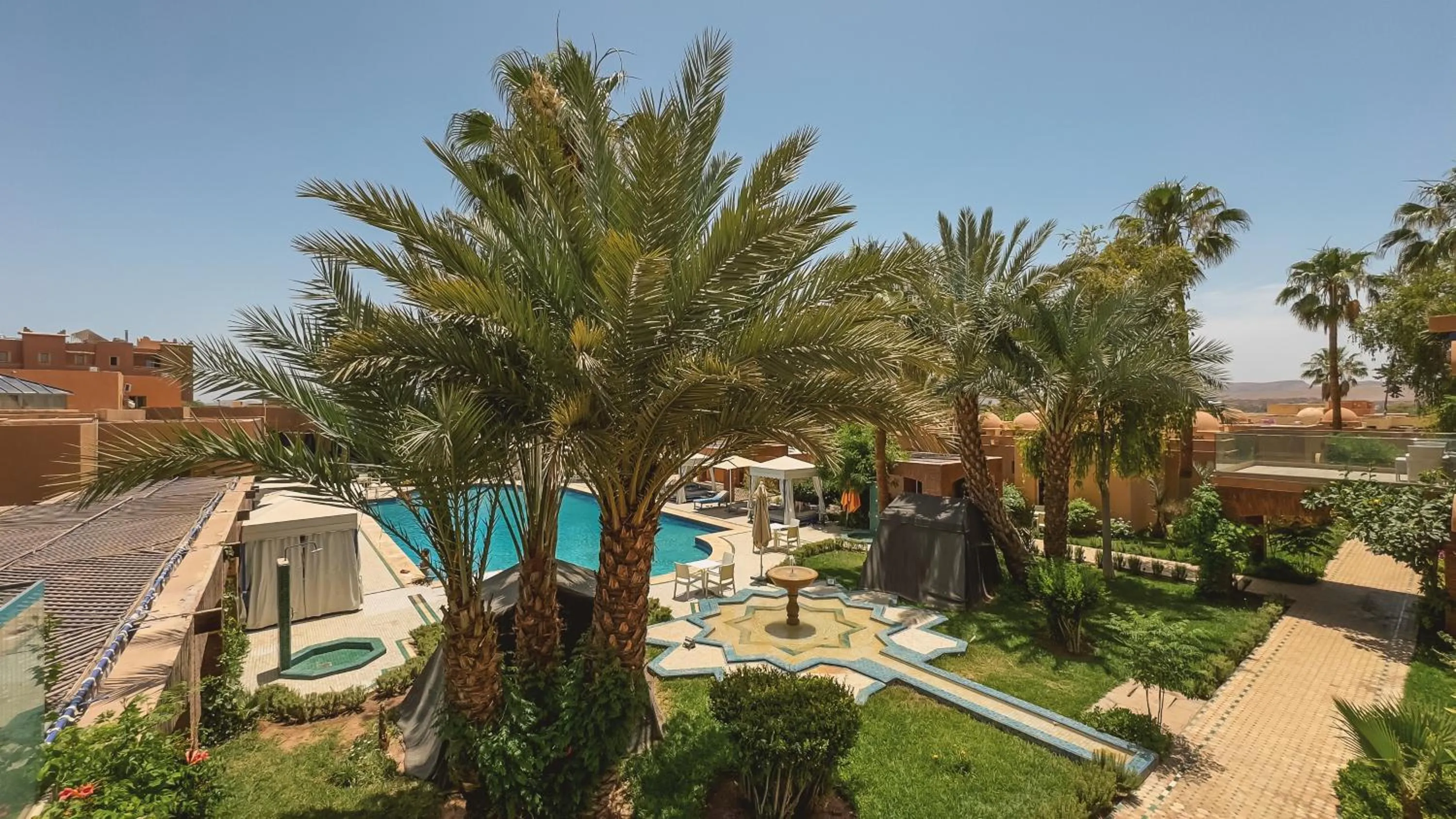 Patio in RS Hotel Karam Palace