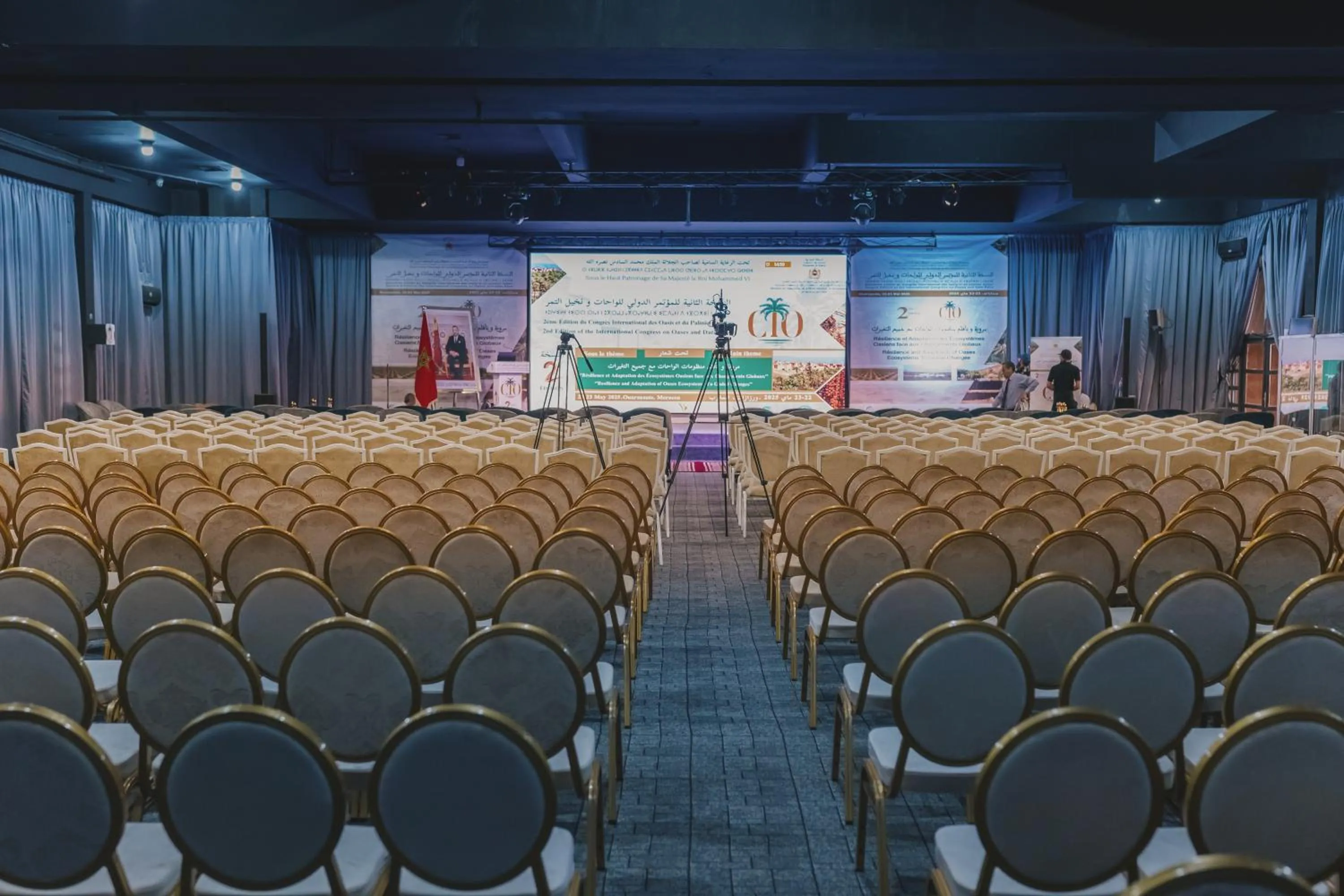 Communal lounge/ TV room in RS Hotel Karam Palace