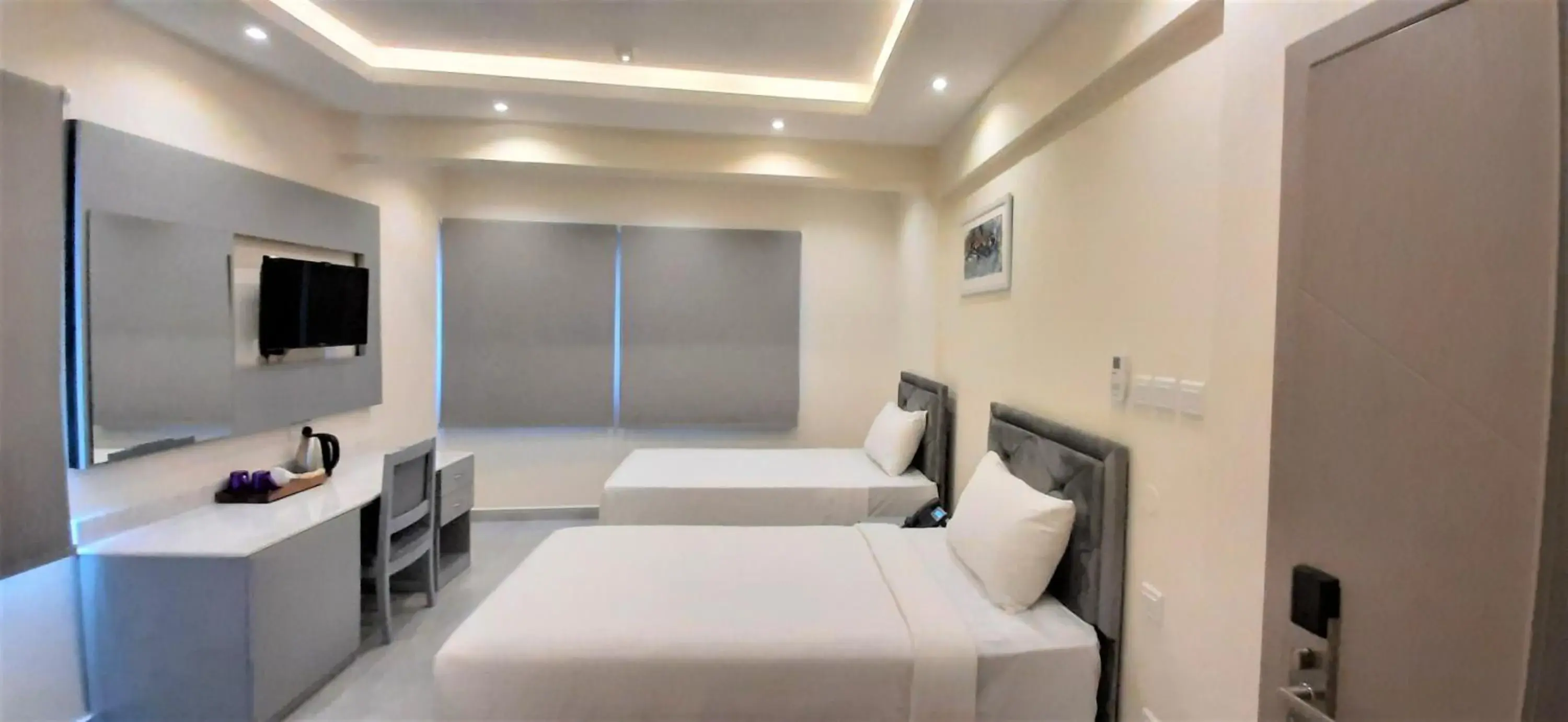 Deluxe Double Room with Sea View in NASEEM HOTEL Deluxe Double Room with Sea View in NASEEM HOTEL