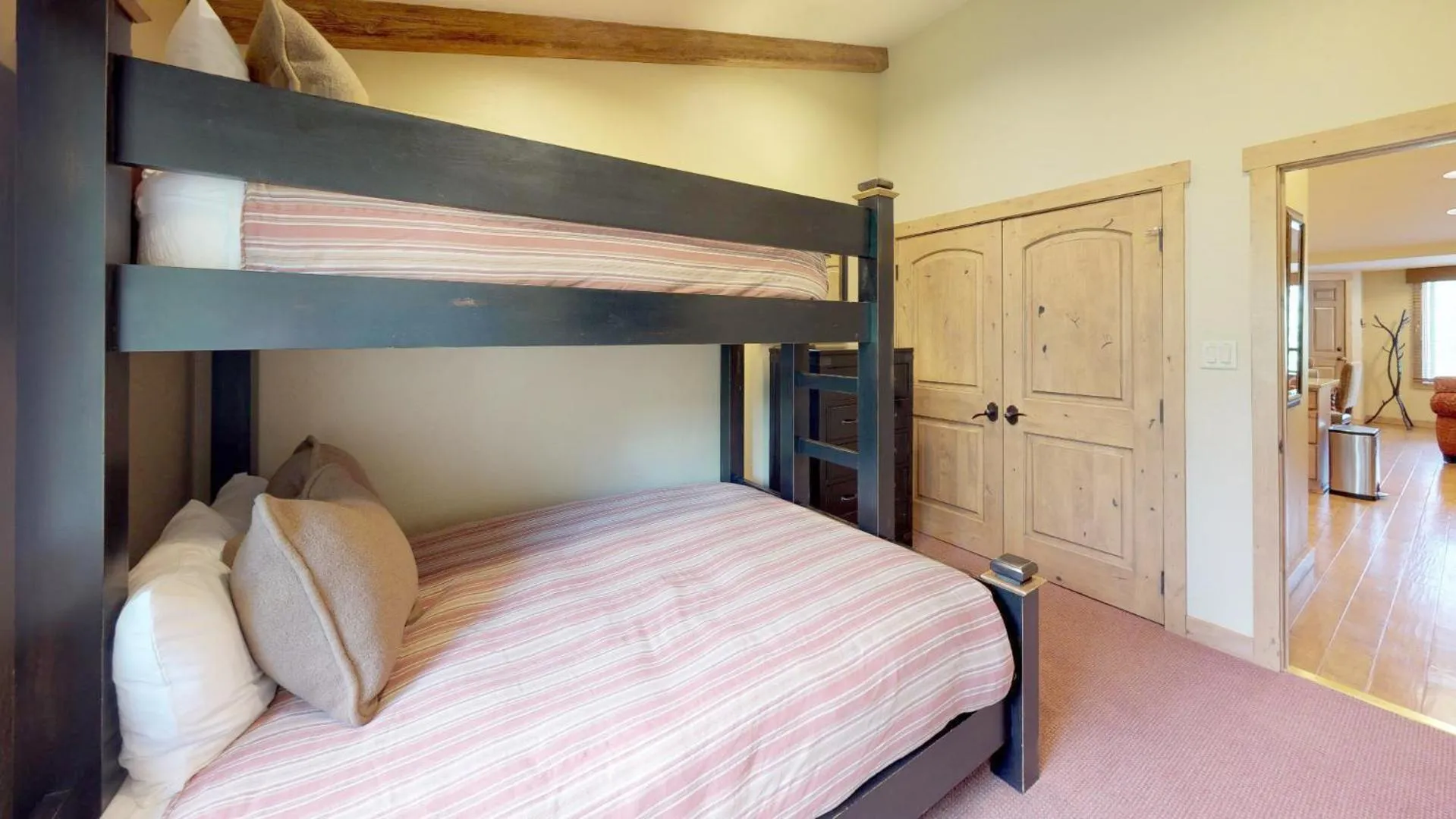 Bed in Terracehouse - CoralTree Residence Collection