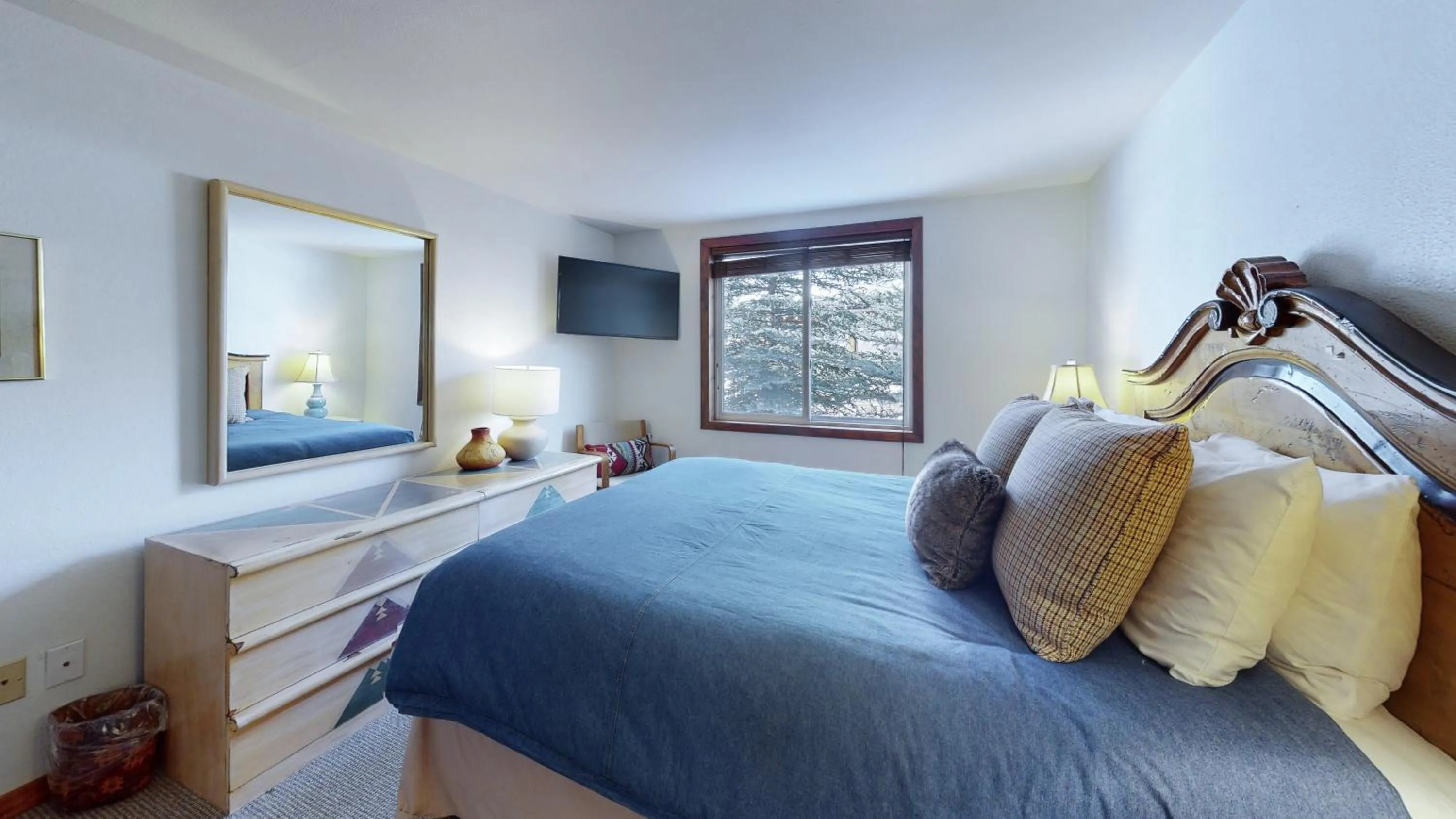 Bed in Terracehouse - CoralTree Residence Collection