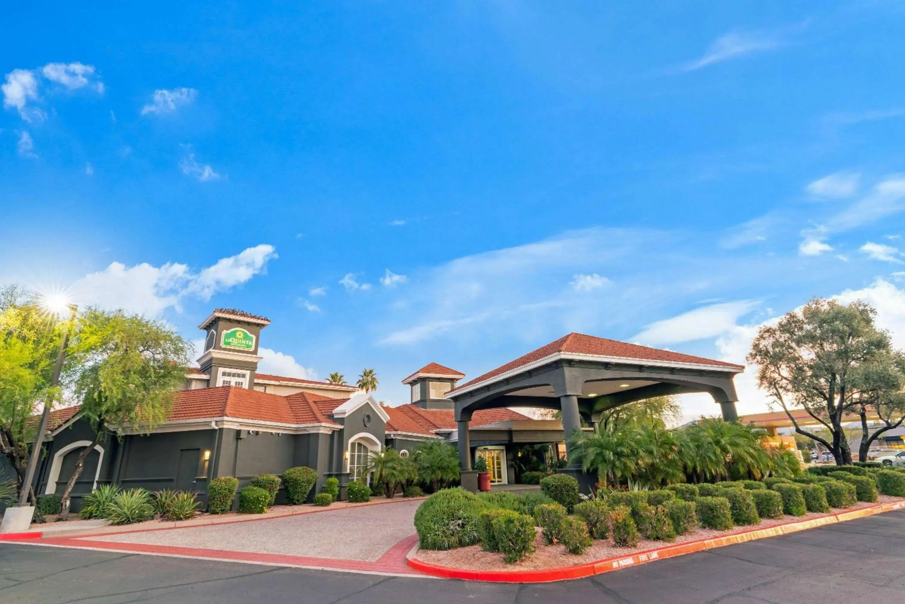 Property building in La Quinta by Wyndham Phoenix Scottsdale Property building in La Quinta by Wyndham Phoenix Scottsdale
