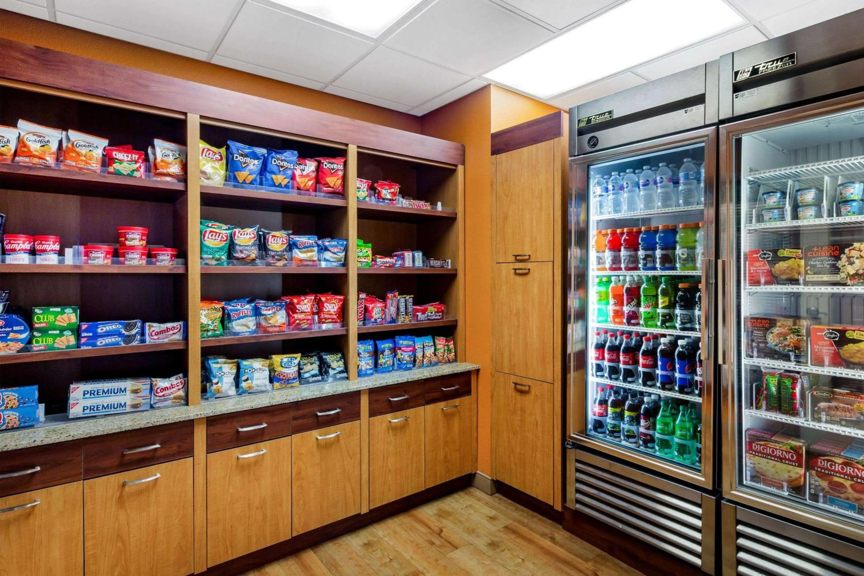 Food and drinks in La Quinta by Wyndham Fremont / Silicon Valley