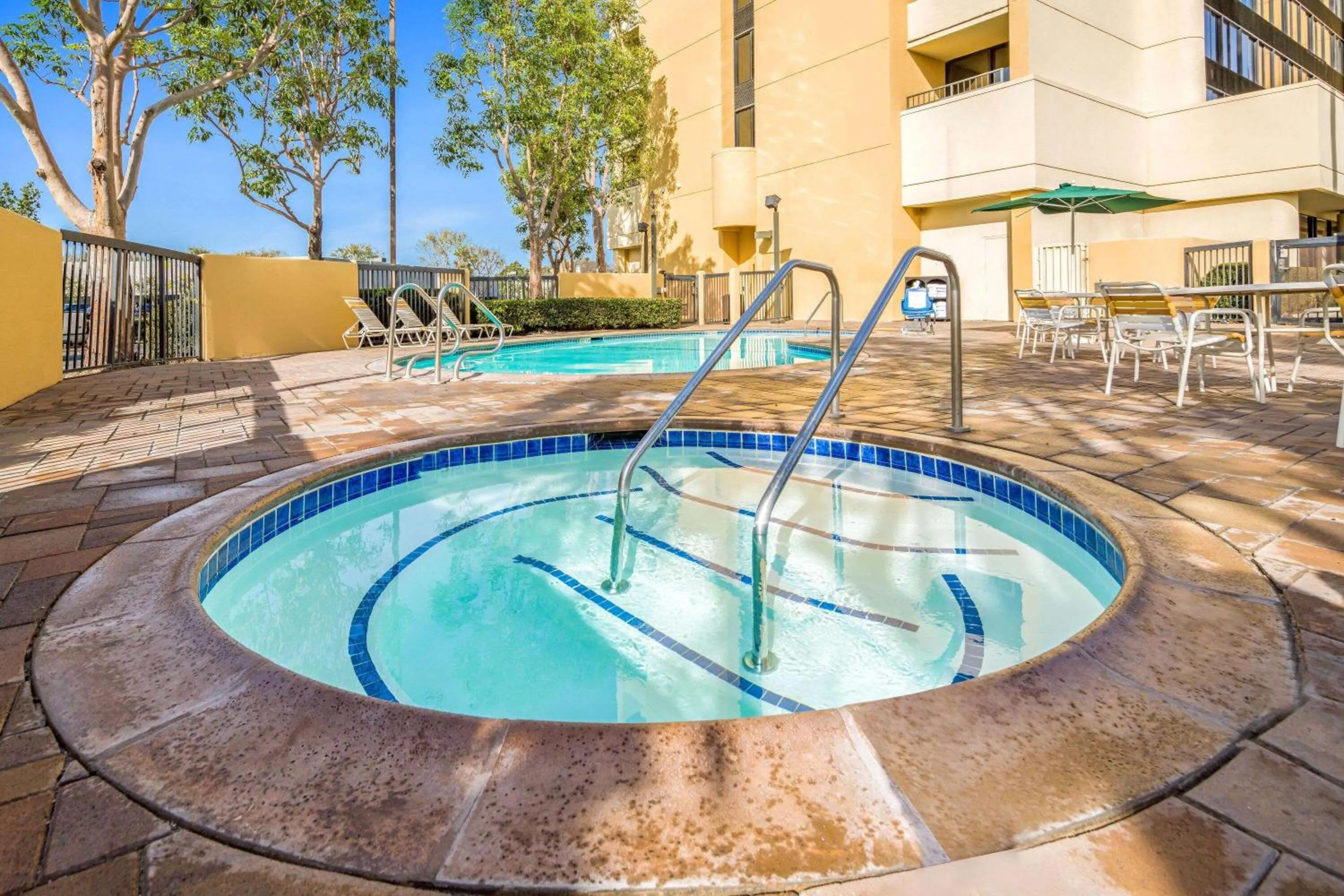 Hot Tub in La Quinta by Wyndham Buena Park