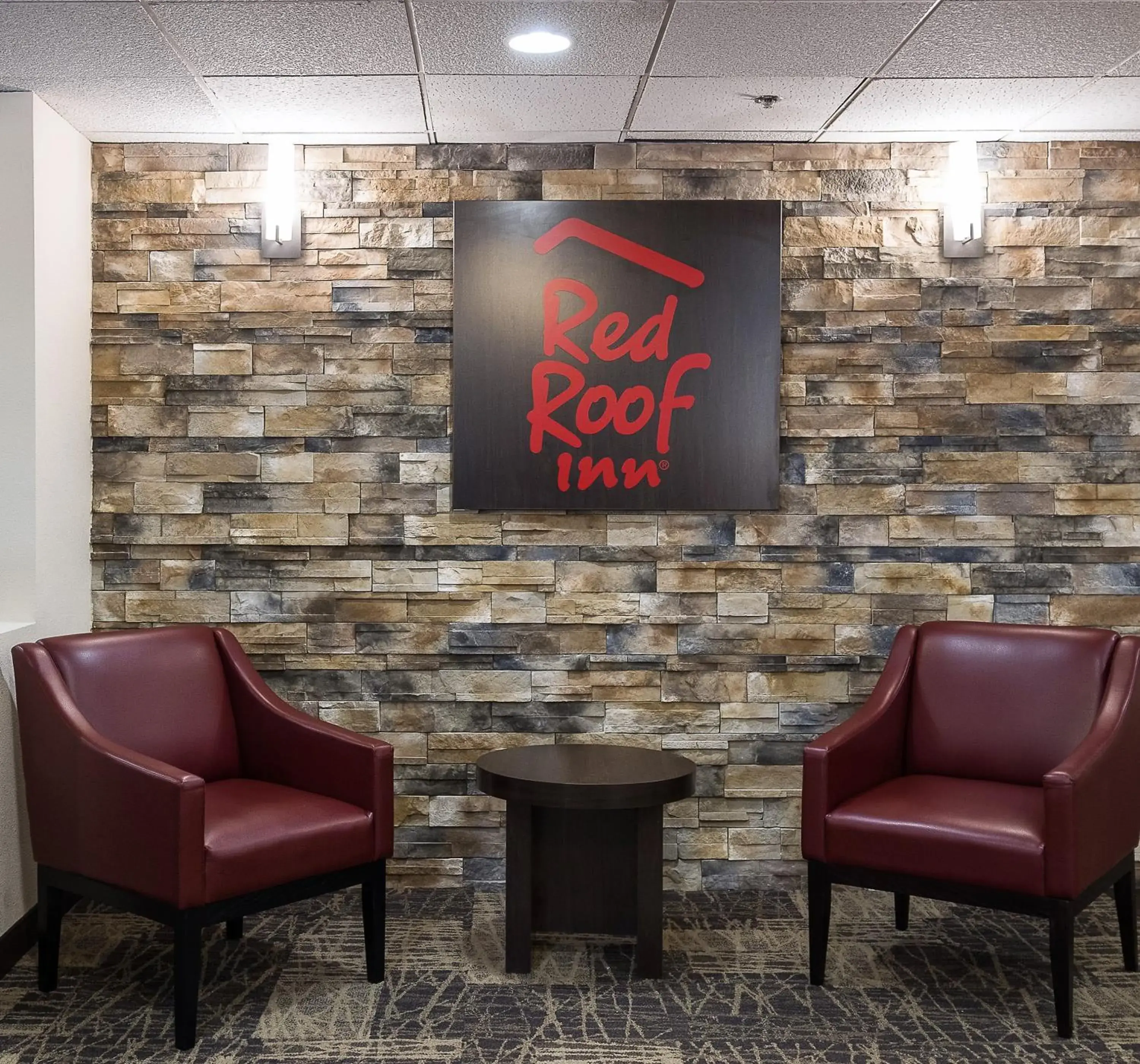 Lobby or reception in Red Roof Inn Hartford- New Britain Lobby or reception in Red Roof Inn Hartford- New Britain