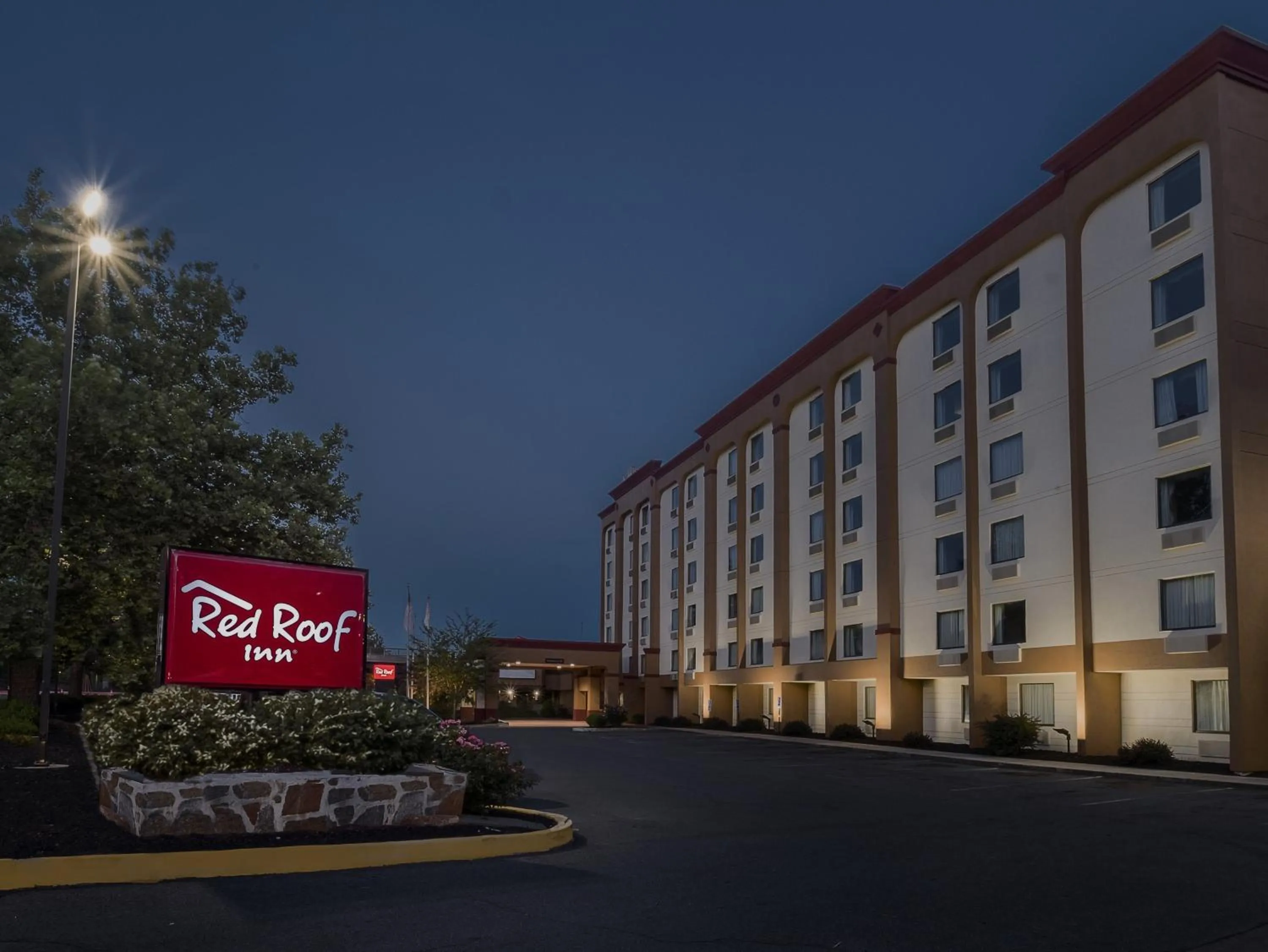 Property building in Red Roof Inn Hartford- New Britain
