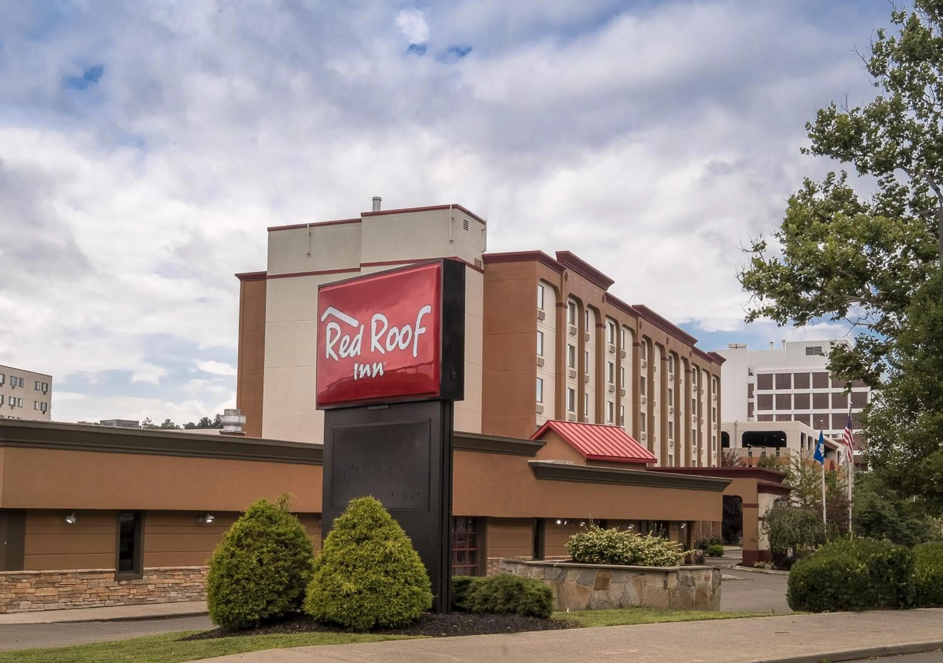 Property building in Red Roof Inn Hartford- New Britain