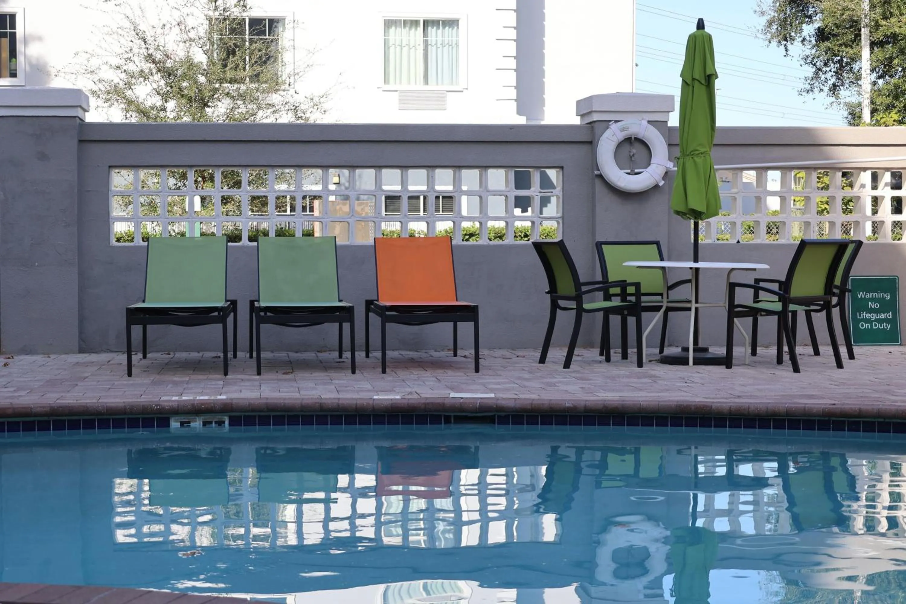 Pool view in La Quinta Inn and Suites by Wyndham, Ocala