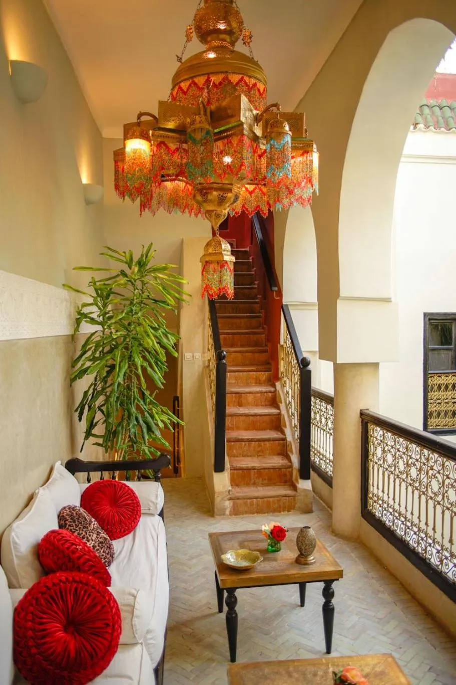 Communal lounge/ TV room in Riad Dar Jaguar