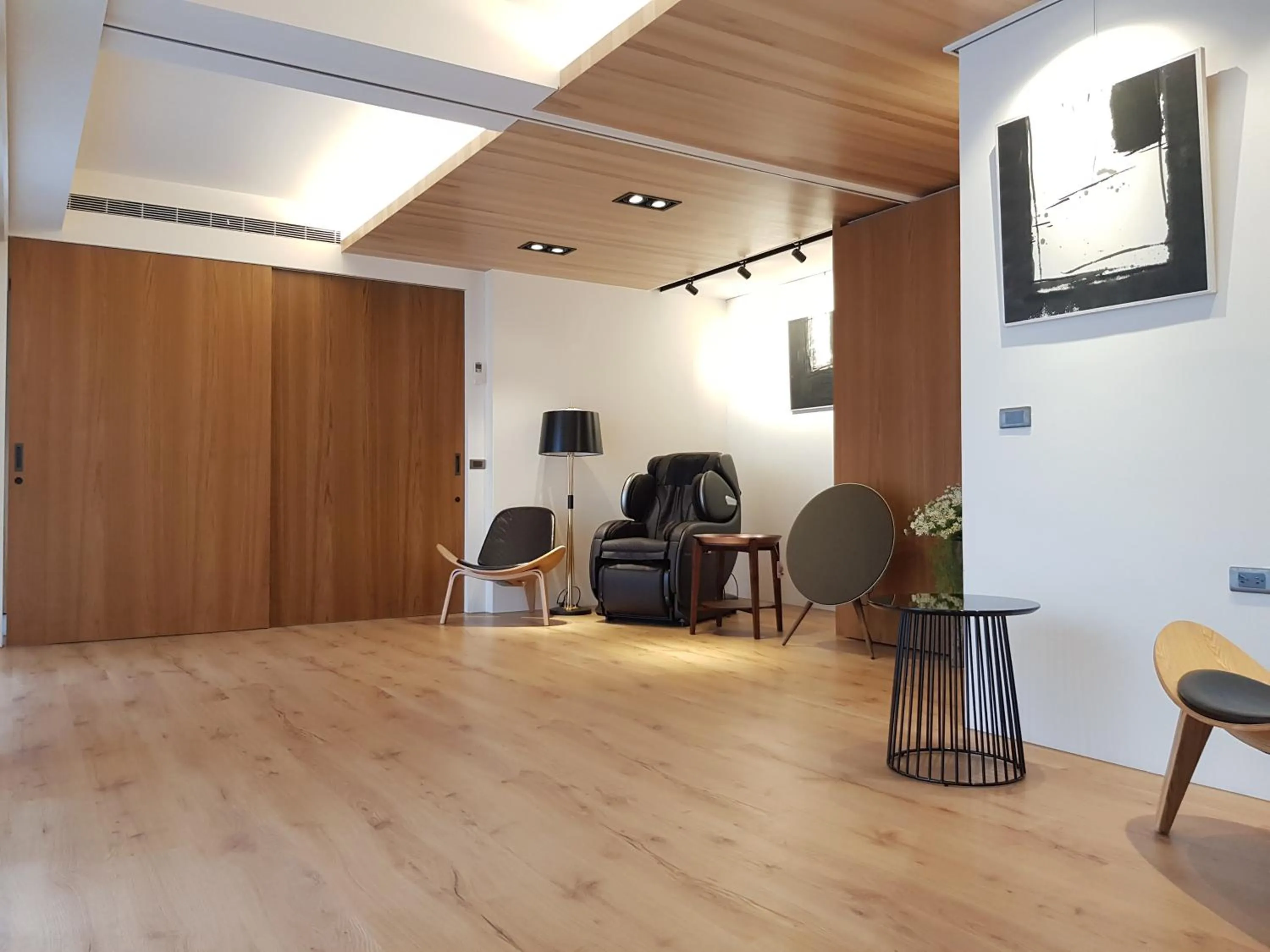 Communal lounge/ TV room in Grange Inn